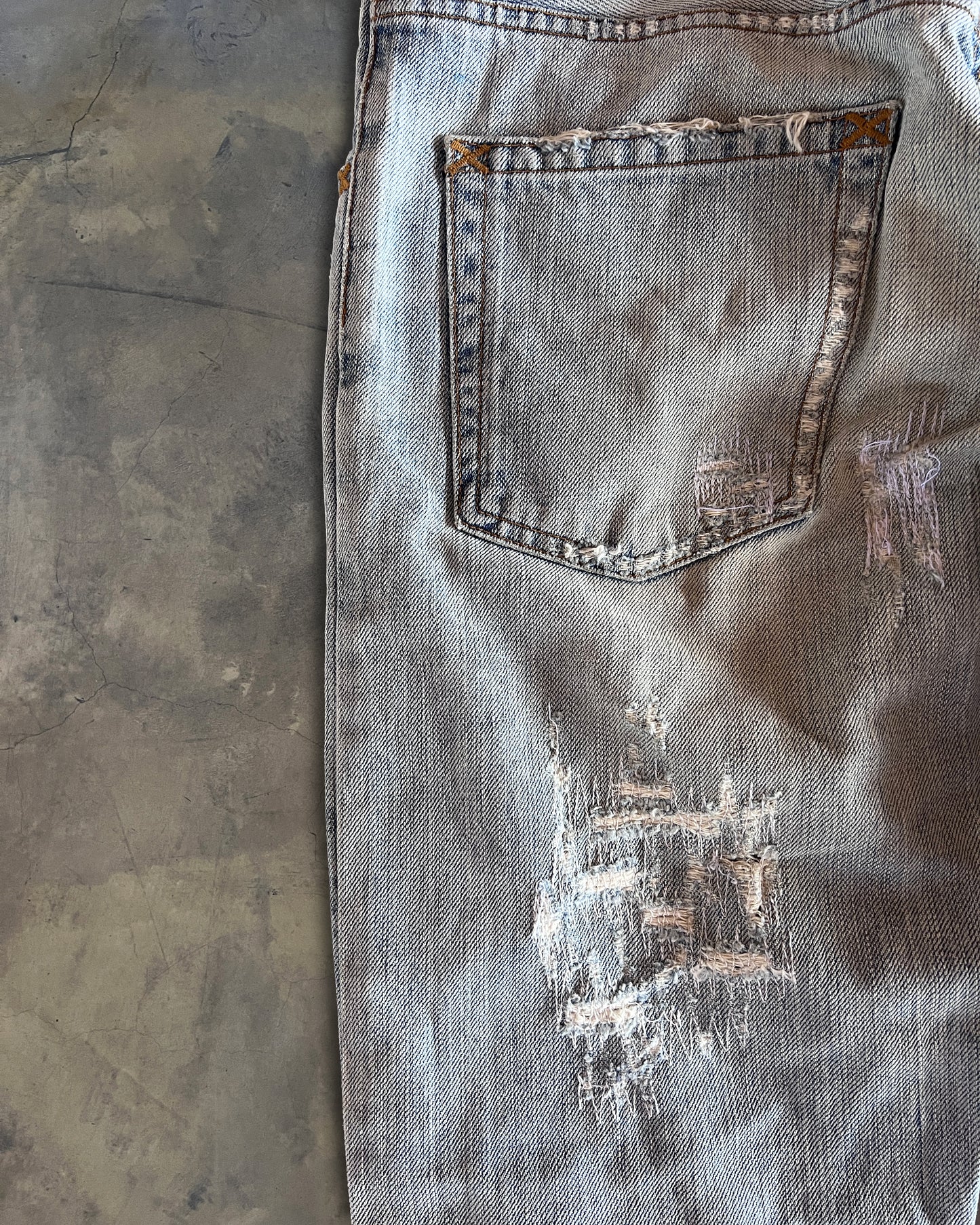 DOLCE & GABBANA LIGHT WASHED THRASHED STRAIGHT LEG DENIM