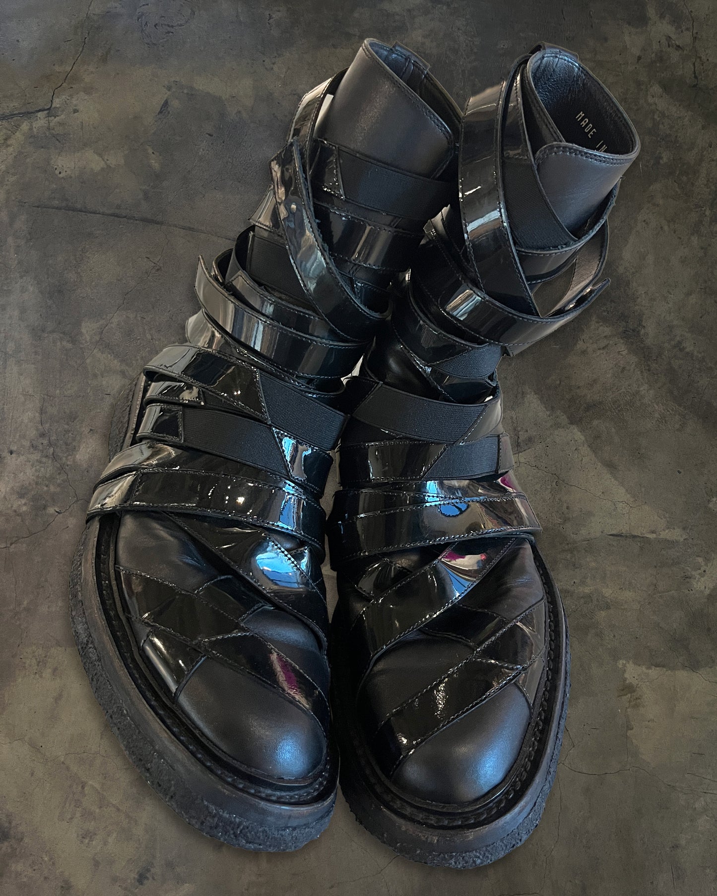 DIOR HOMME AW2008 "LUMIERE DU NORD" LEATHER STRAP MUMMY BOOTS