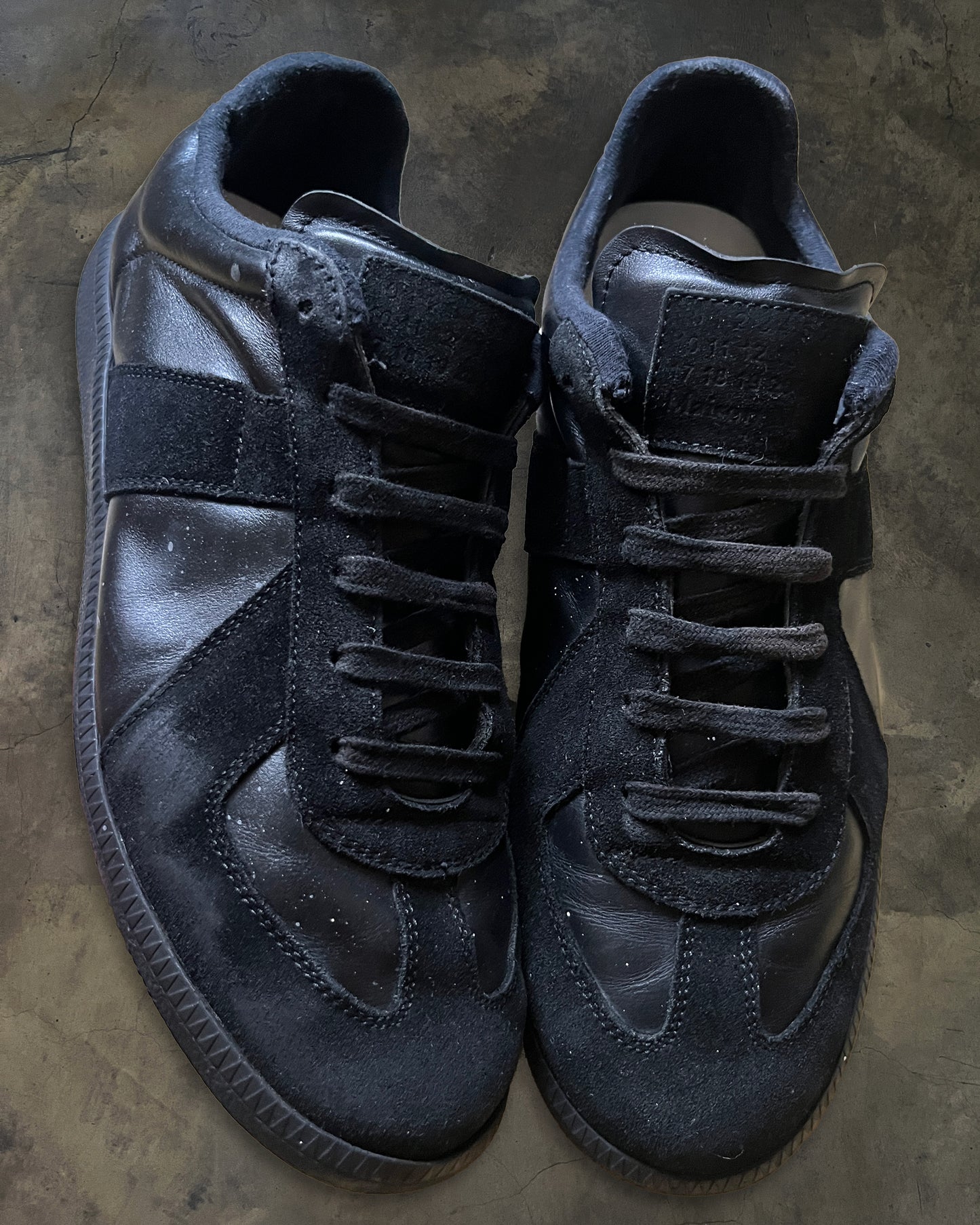 MAISON MARGIELA JET BLACK GAT 41