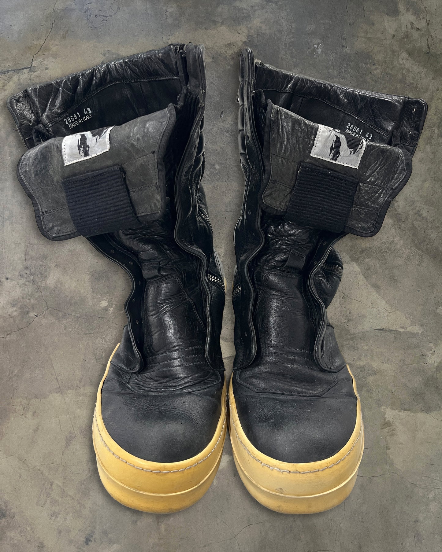 RICK OWENS AW2011 CARGOBASKET