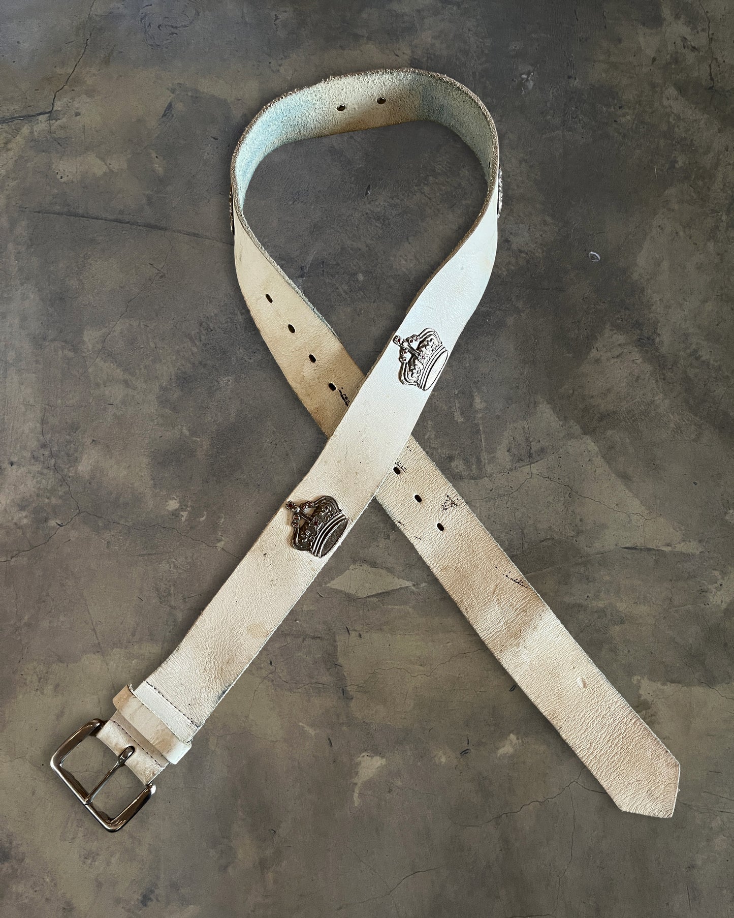 COMME DES GARCONS CROWN STUDDED LEATHER BELT