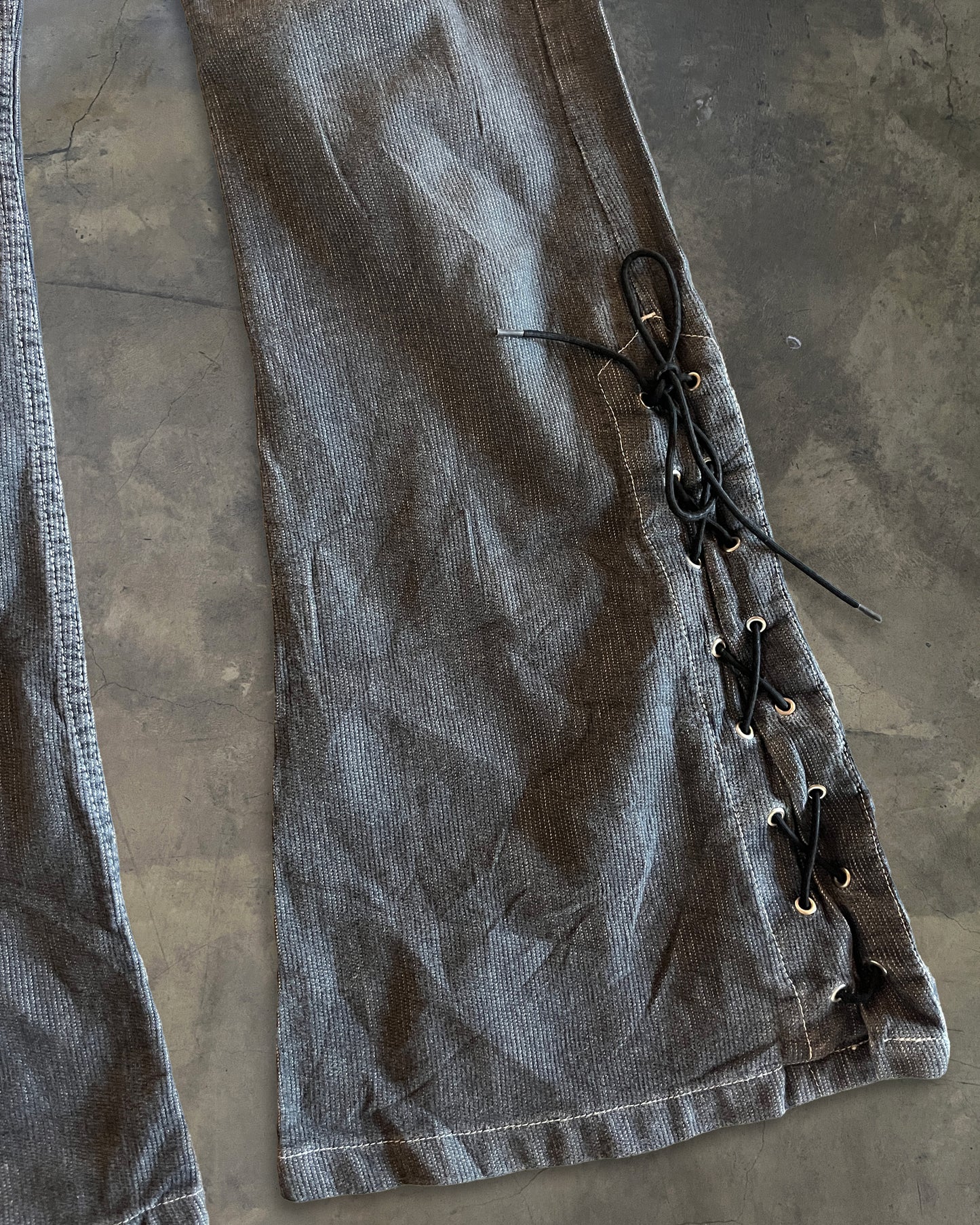 TORNADO MART LACE UP FLARED DENIM