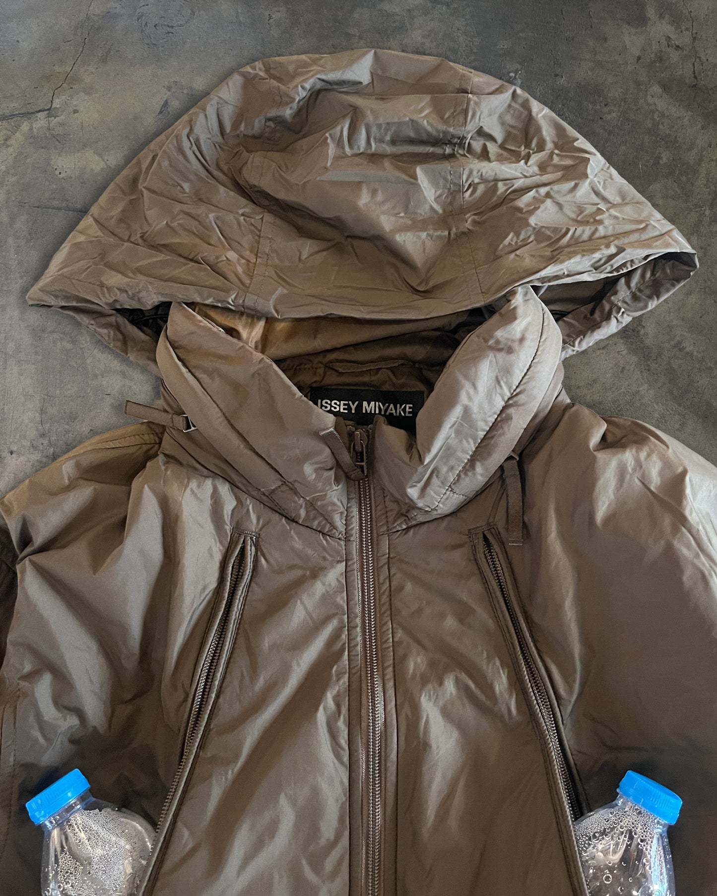 ISSEY MIYAKE AW2007 MULTIPCOKETED JACKET