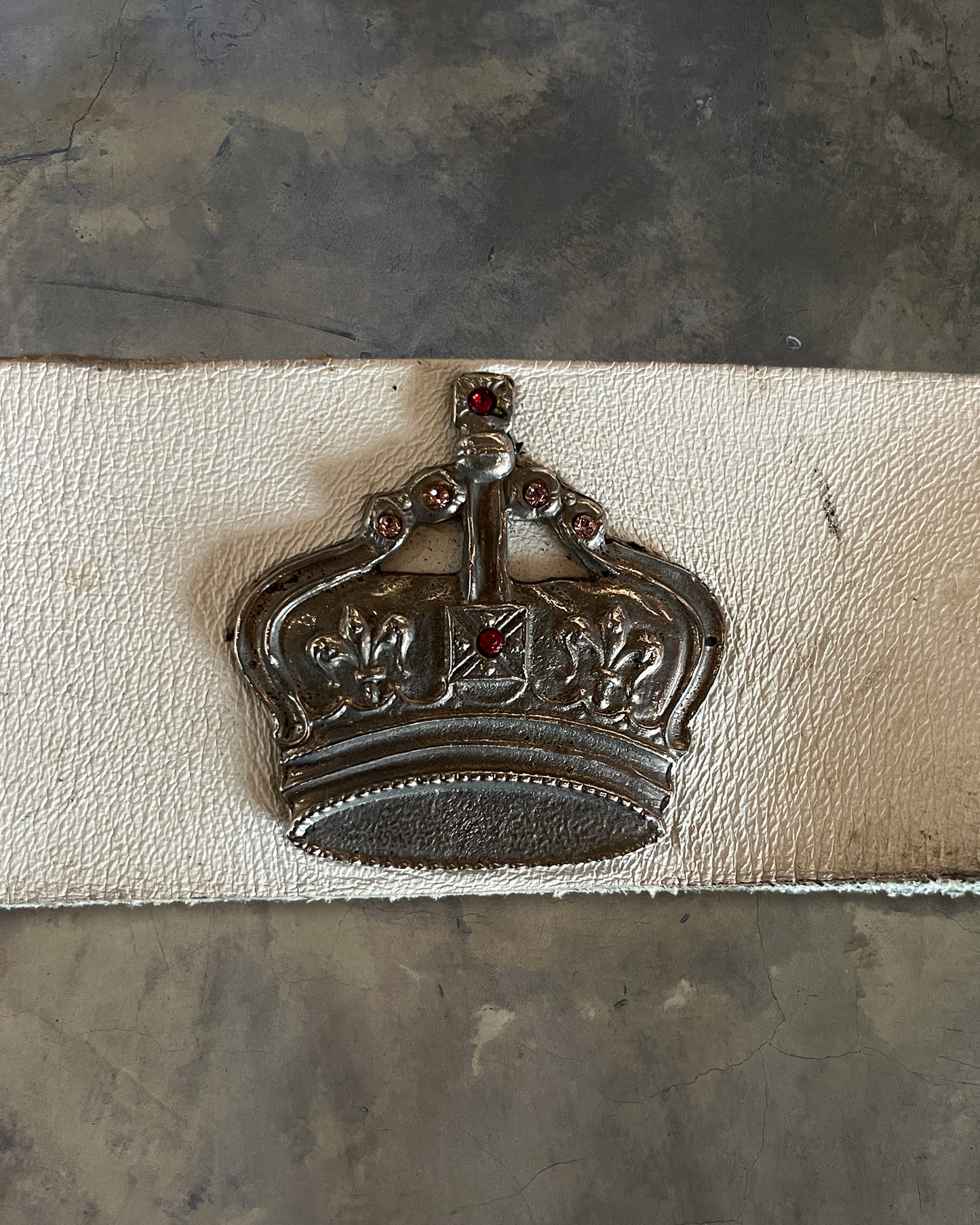 COMME DES GARCONS CROWN STUDDED LEATHER BELT