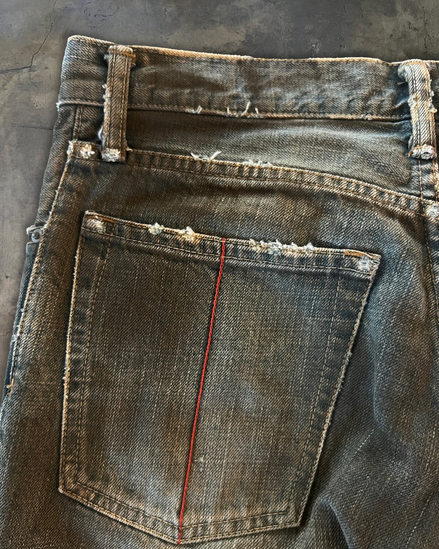 L.G.B MUDWASH WOLF DENIM