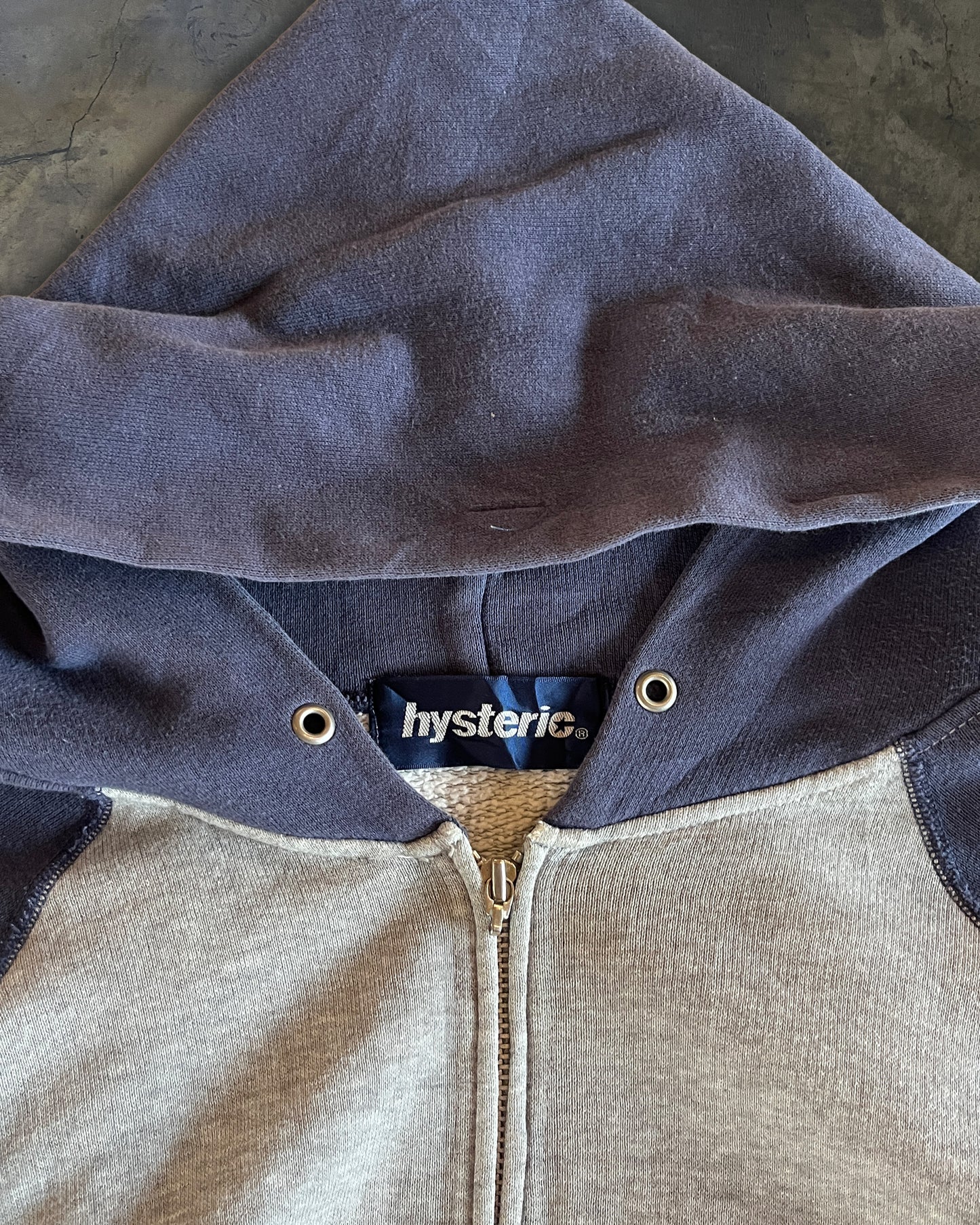 HYSTERIC GLAMOUR SPELLOUT RAGLAN HOODIE