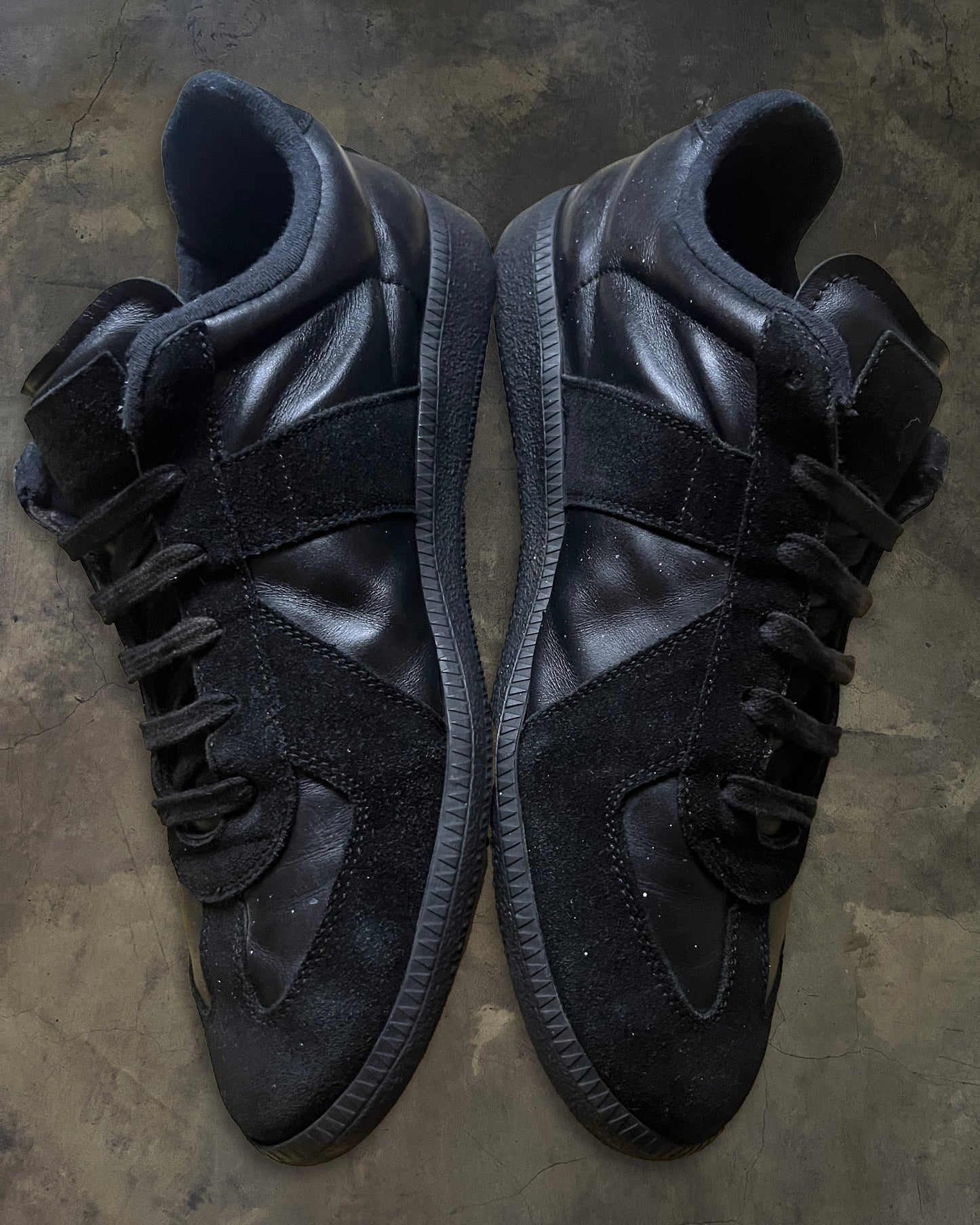 MAISON MARGIELA JET BLACK GAT 41