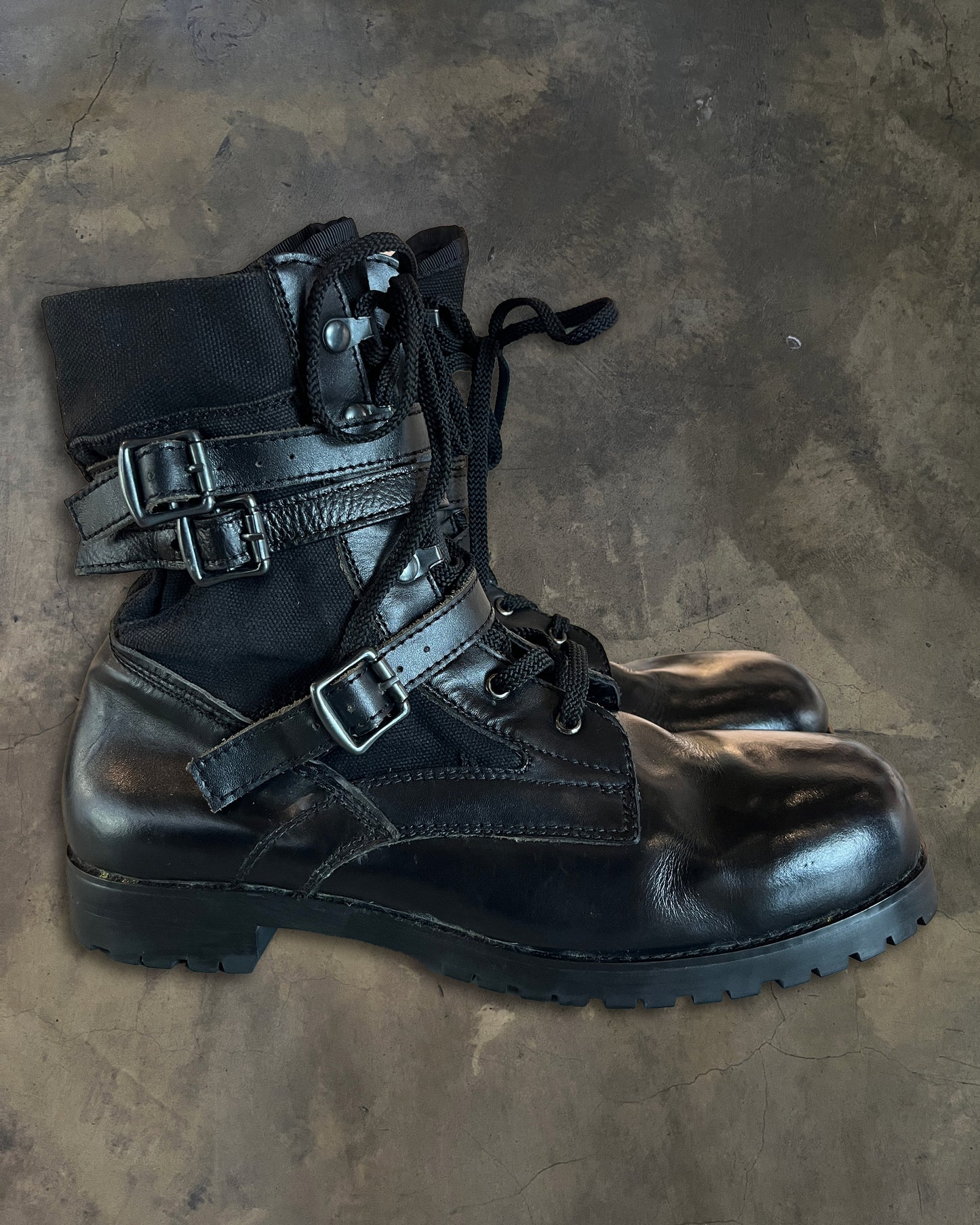 NUMBER NINE SS2006 "WELCOME TO THE SHADOW" COMBAT BOOTS