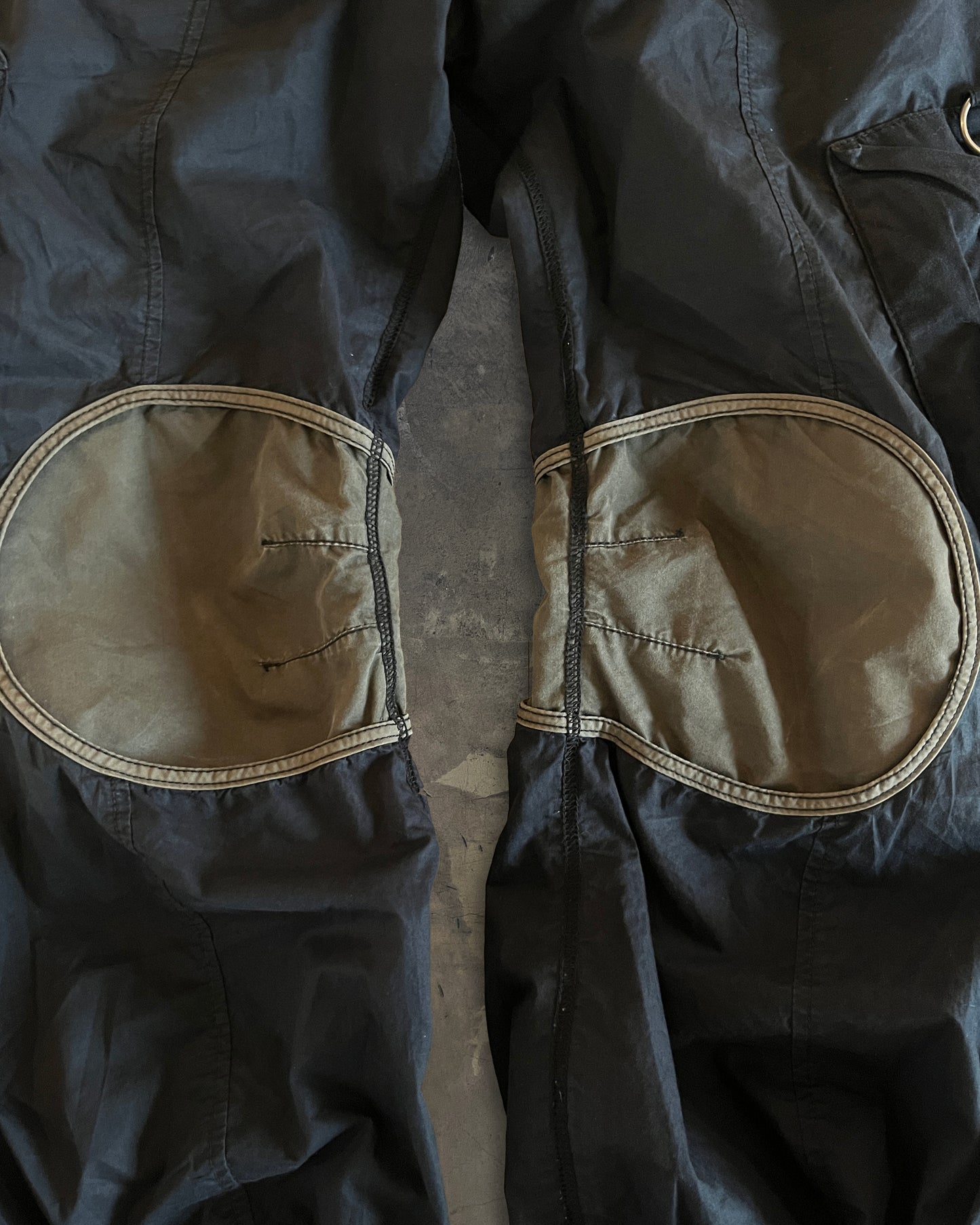 L.G.B SUSPENDER PARACHUTE CARGO