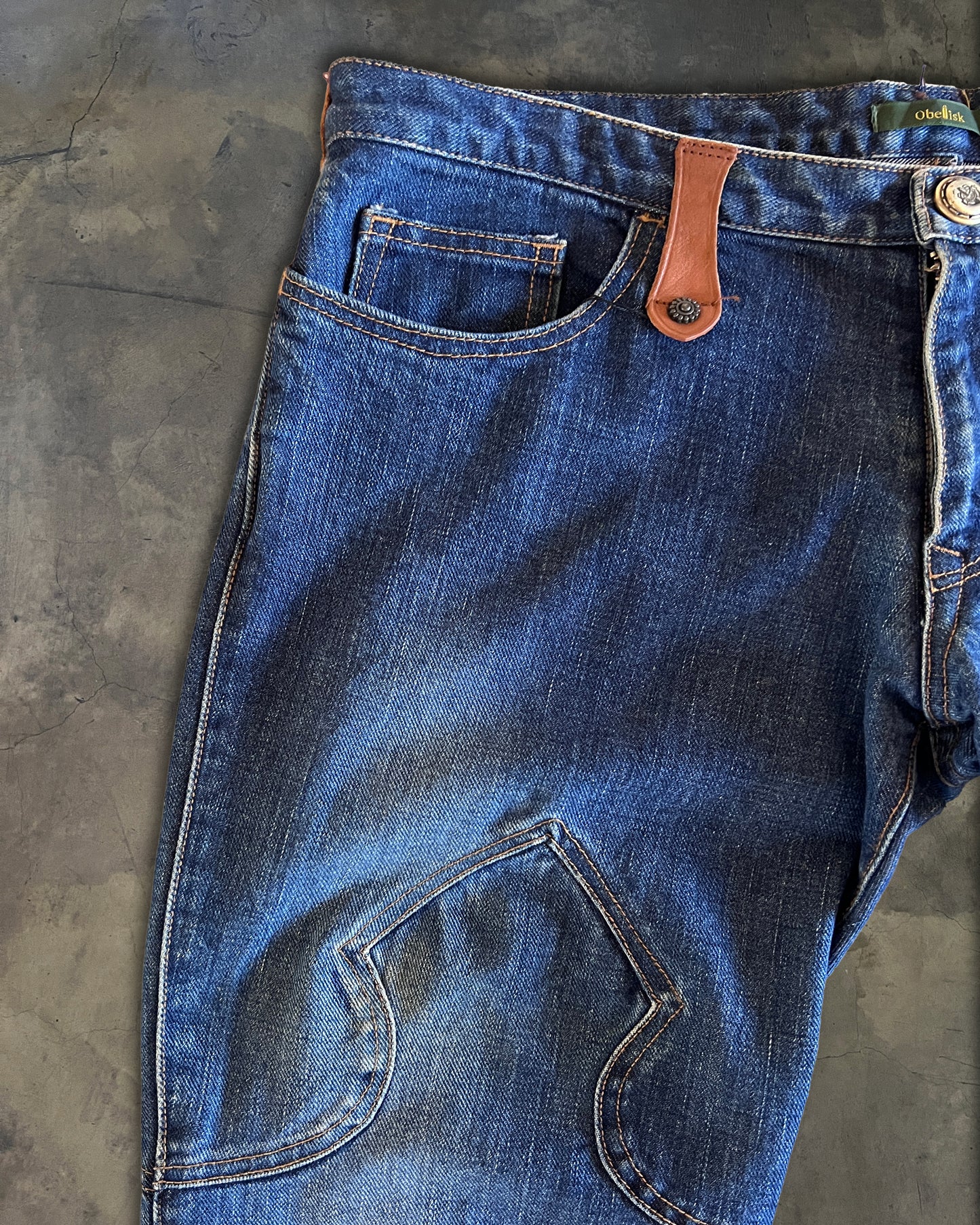 OBELISK FLARED JEANS