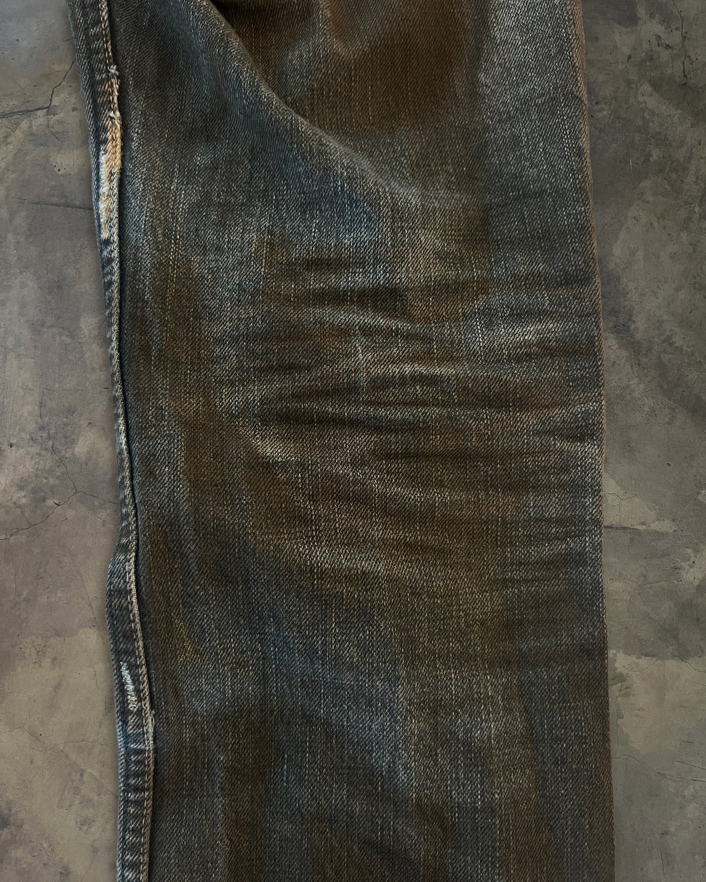 L.G.B MUDWASH WOLF DENIM