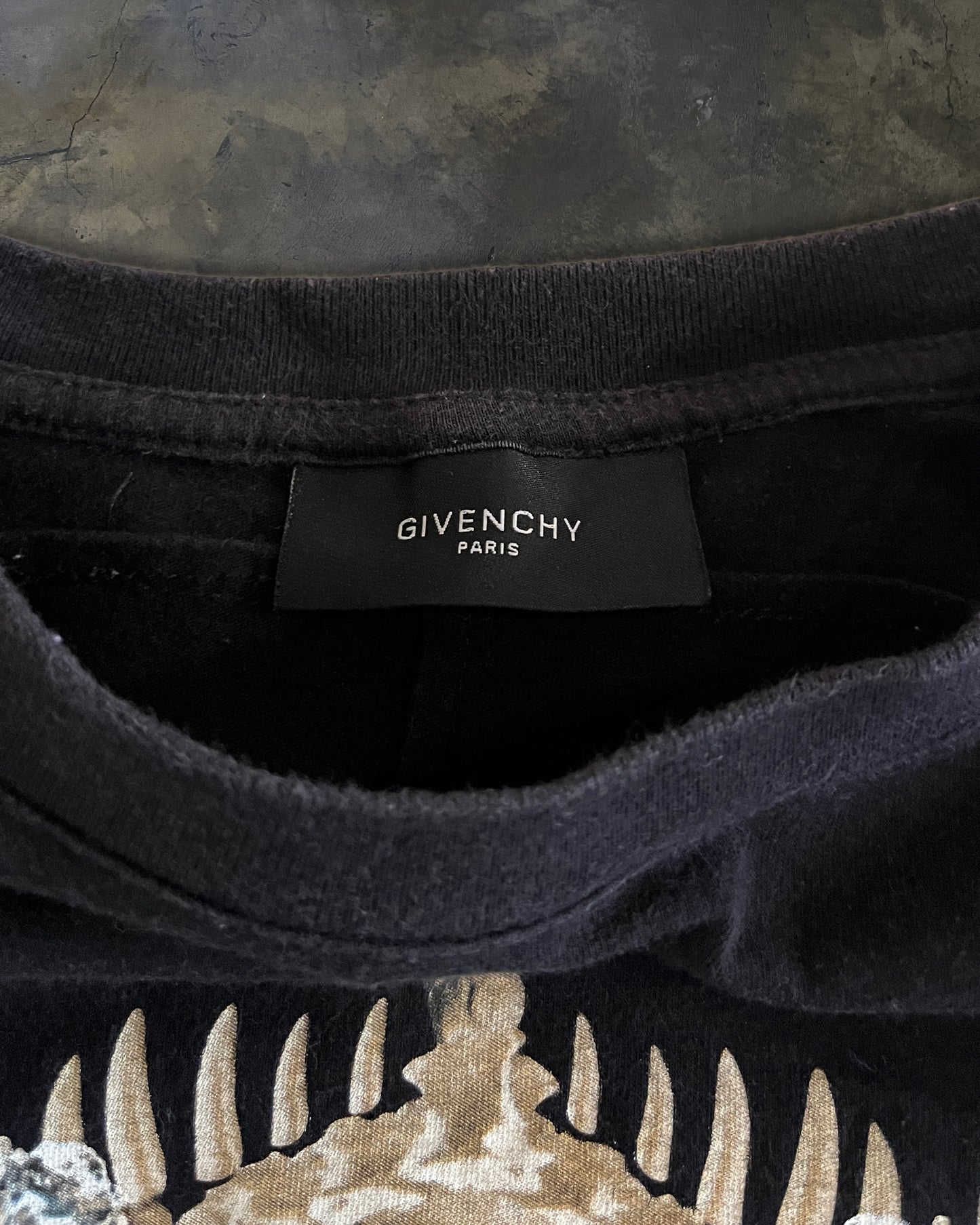 GIVENCHY ANGEL CREST TEE