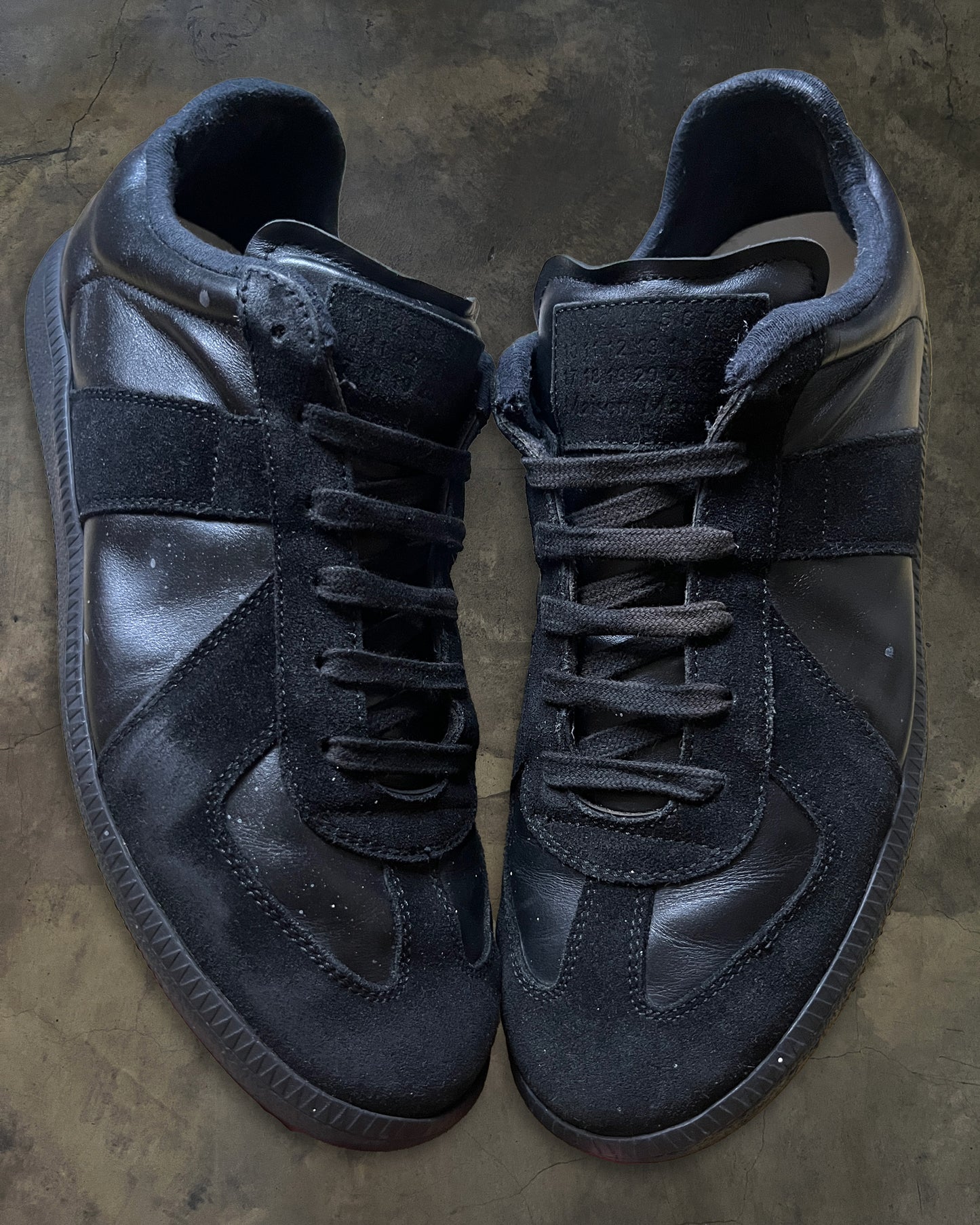 MAISON MARGIELA JET BLACK GAT 41
