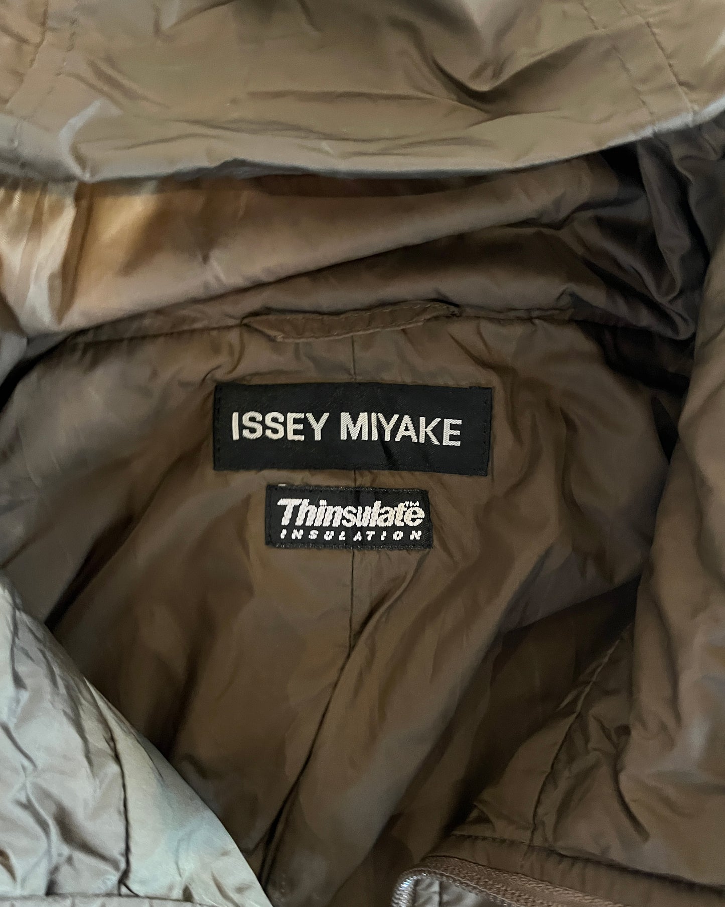 ISSEY MIYAKE AW2007 MULTIPCOKETED JACKET