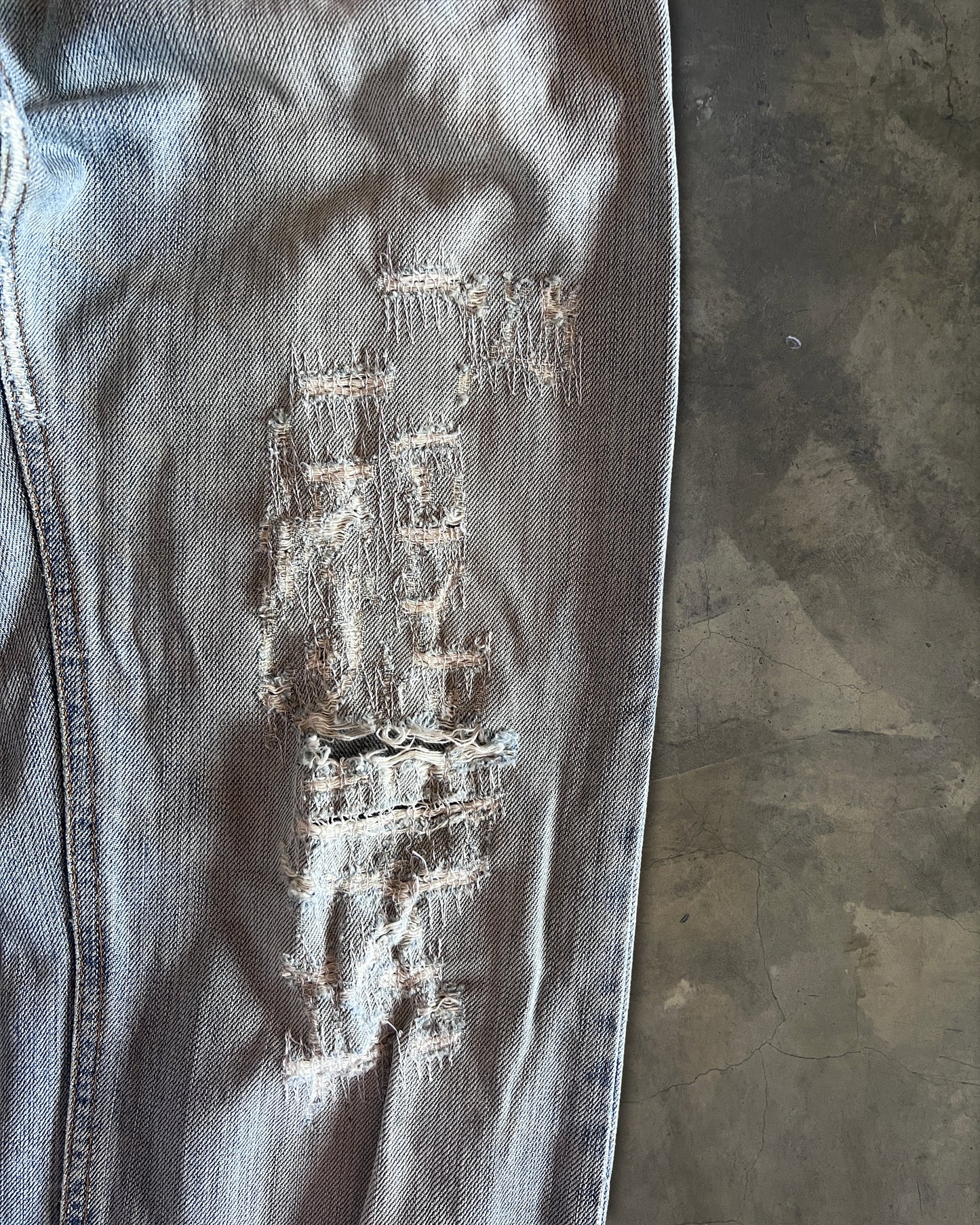 DOLCE & GABBANA LIGHT WASHED THRASHED STRAIGHT LEG DENIM