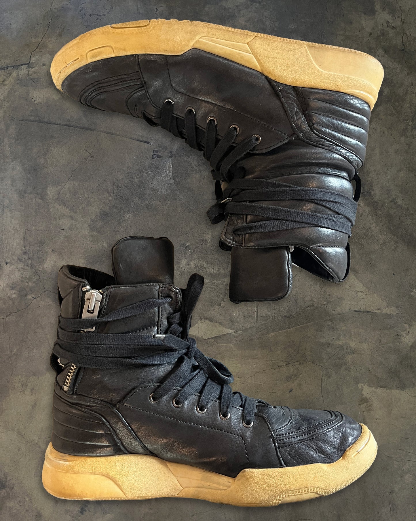 DIET BUTCHER SLIM SKIN BLACK LEATHER HIGH TOPS