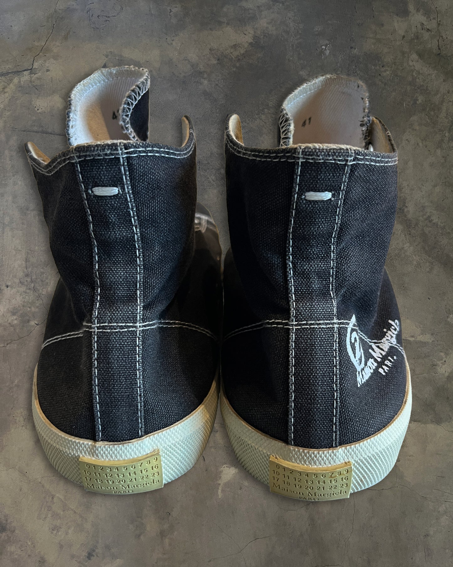 MAISON MARGIELA TABI SNEAKER 41 (FITS 42)