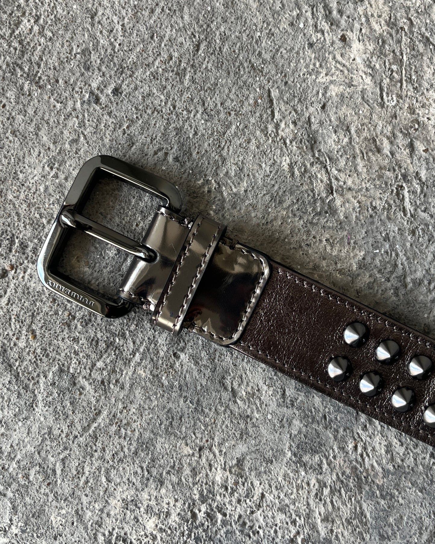 BURBERRY DARK NICKEL STUDDED BELT