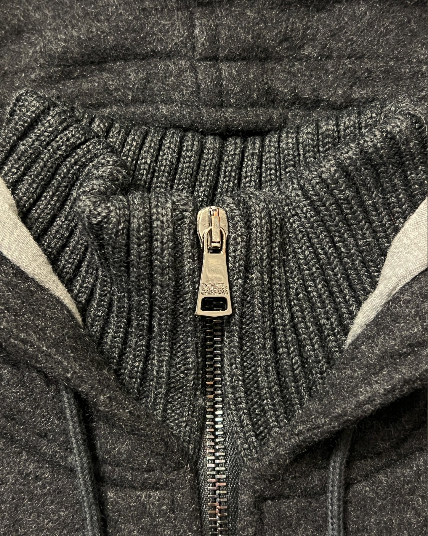 00's DOLCE GABBANA HOODED VEST