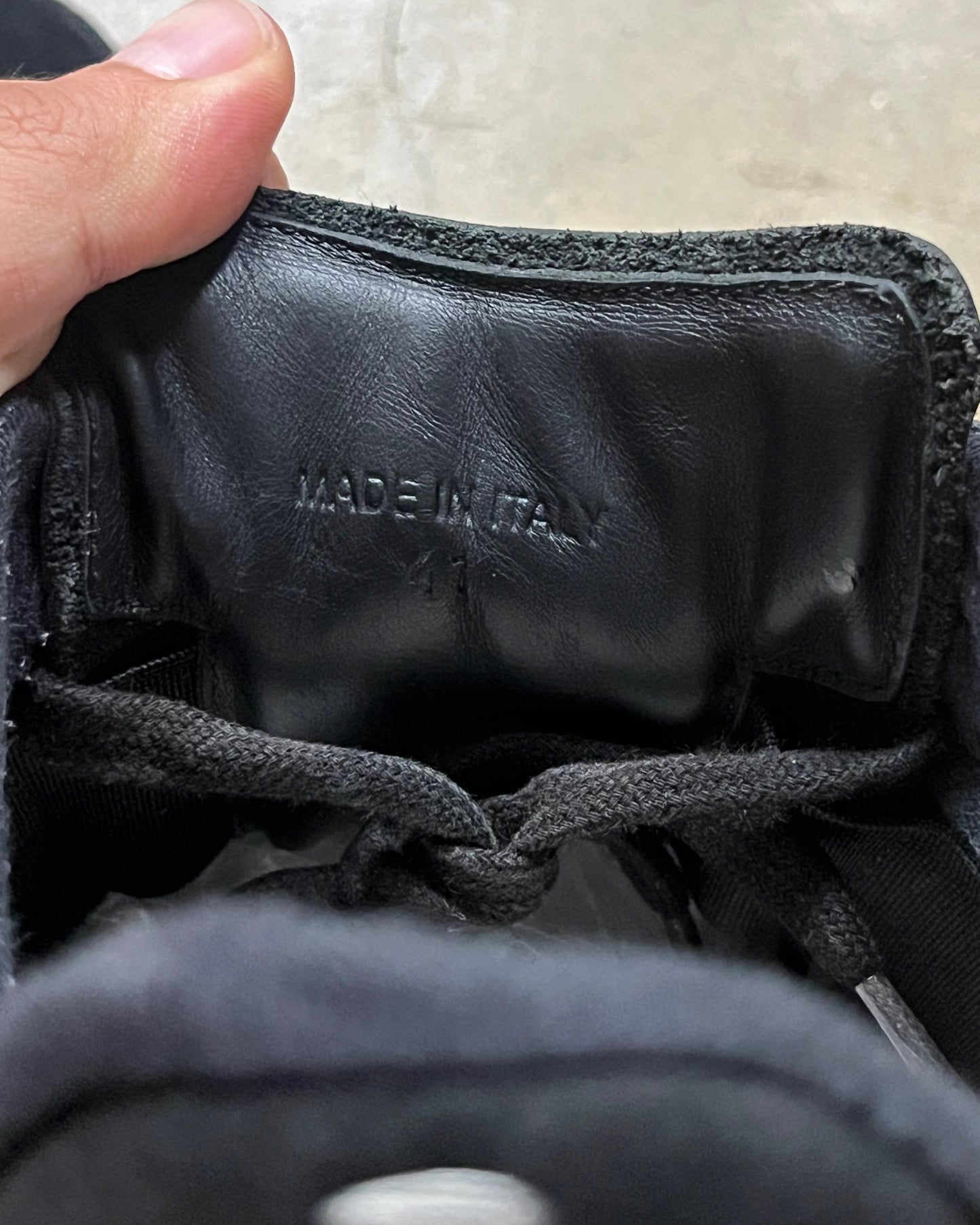MAISON MARGIELA JET BLACK GAT 41