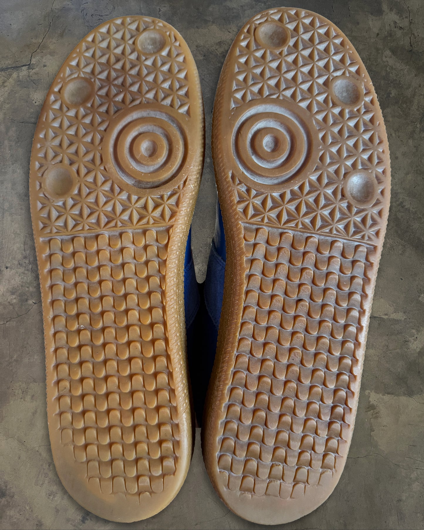 MAISON MARGIELA BLUE GAT 42