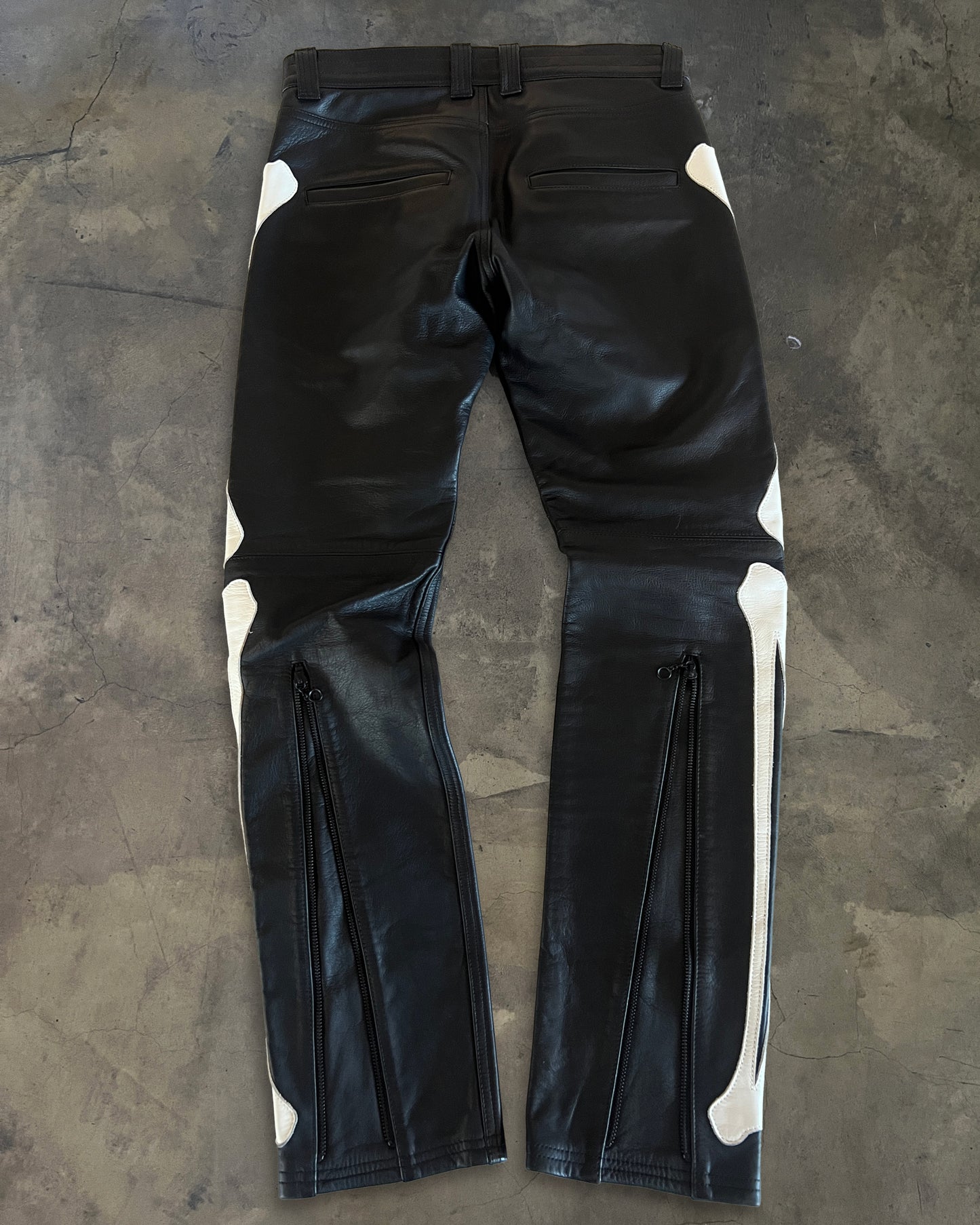 BLACKMEANS LEATHER BONE PANTS