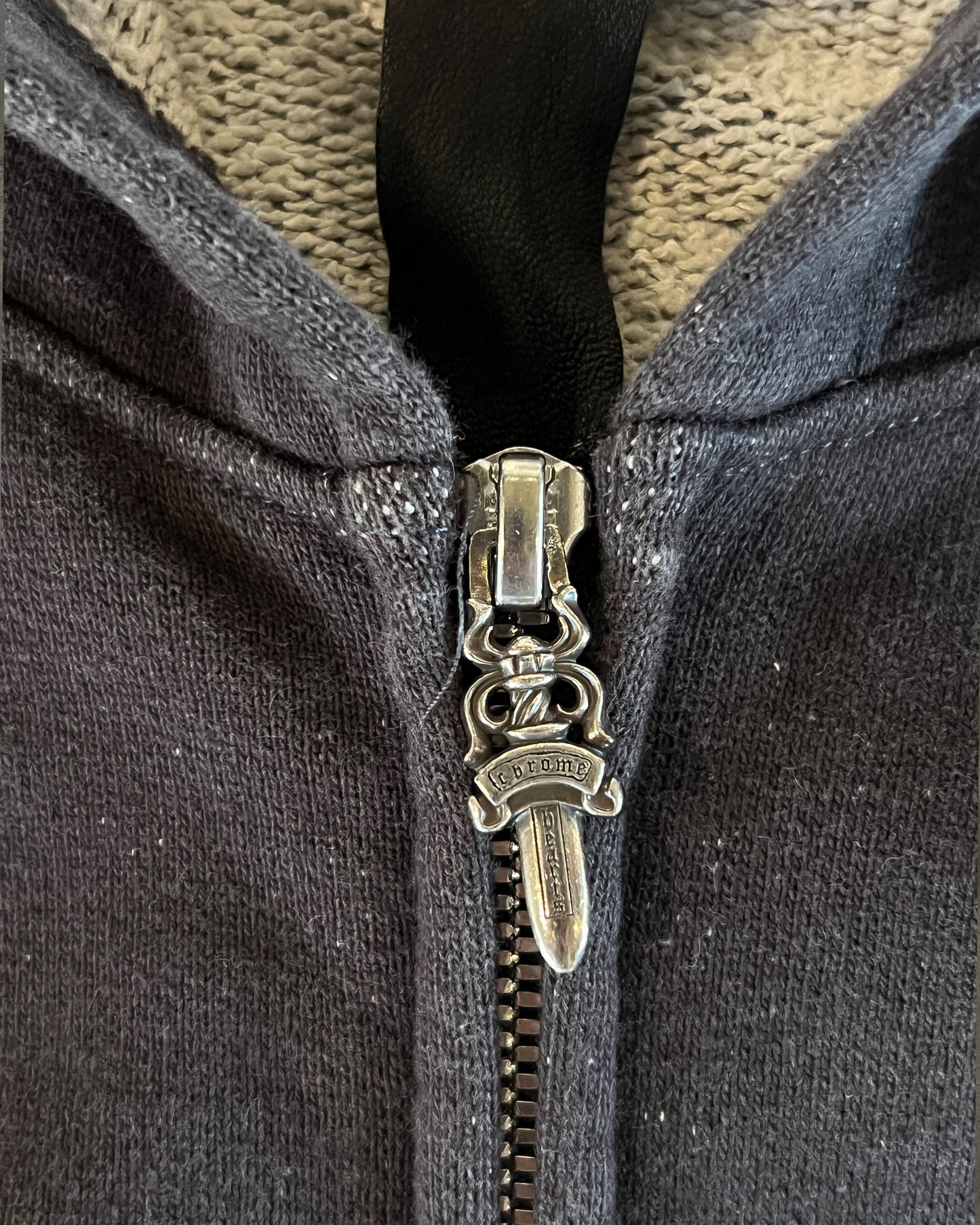 CHROME HEARTS VERTICAL LOGO HOODIE