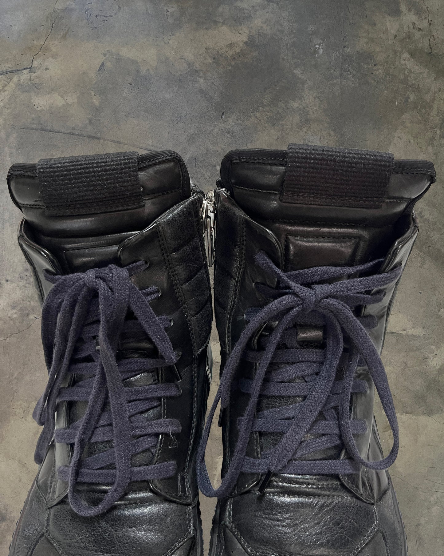 RICK OWENS AW2010 “GLEAM” CREPE SOLE SHORT TONGUE GEOBASKET