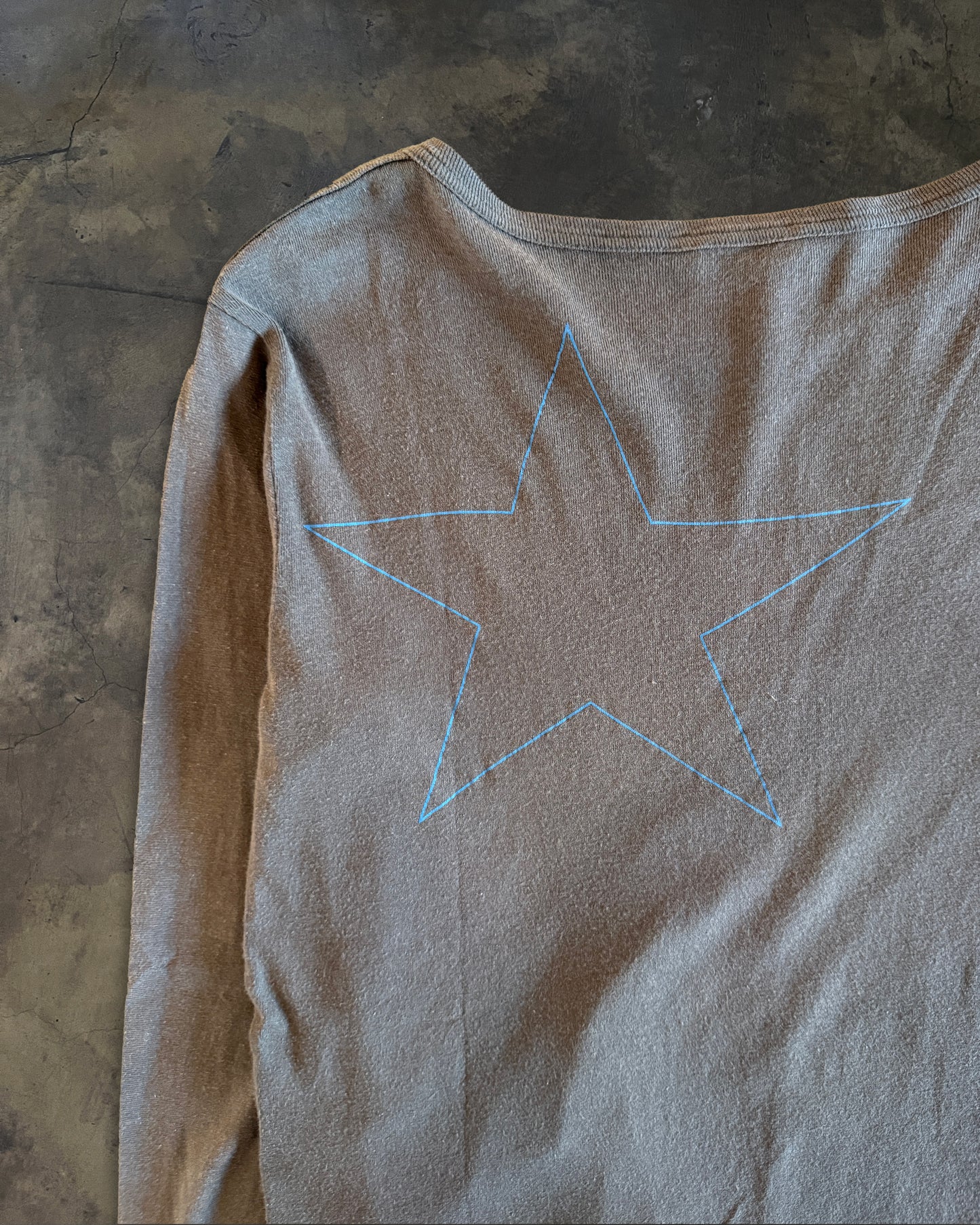DRIES VAN NOTEN STAR MOTIF LONG SLEEVE TEE