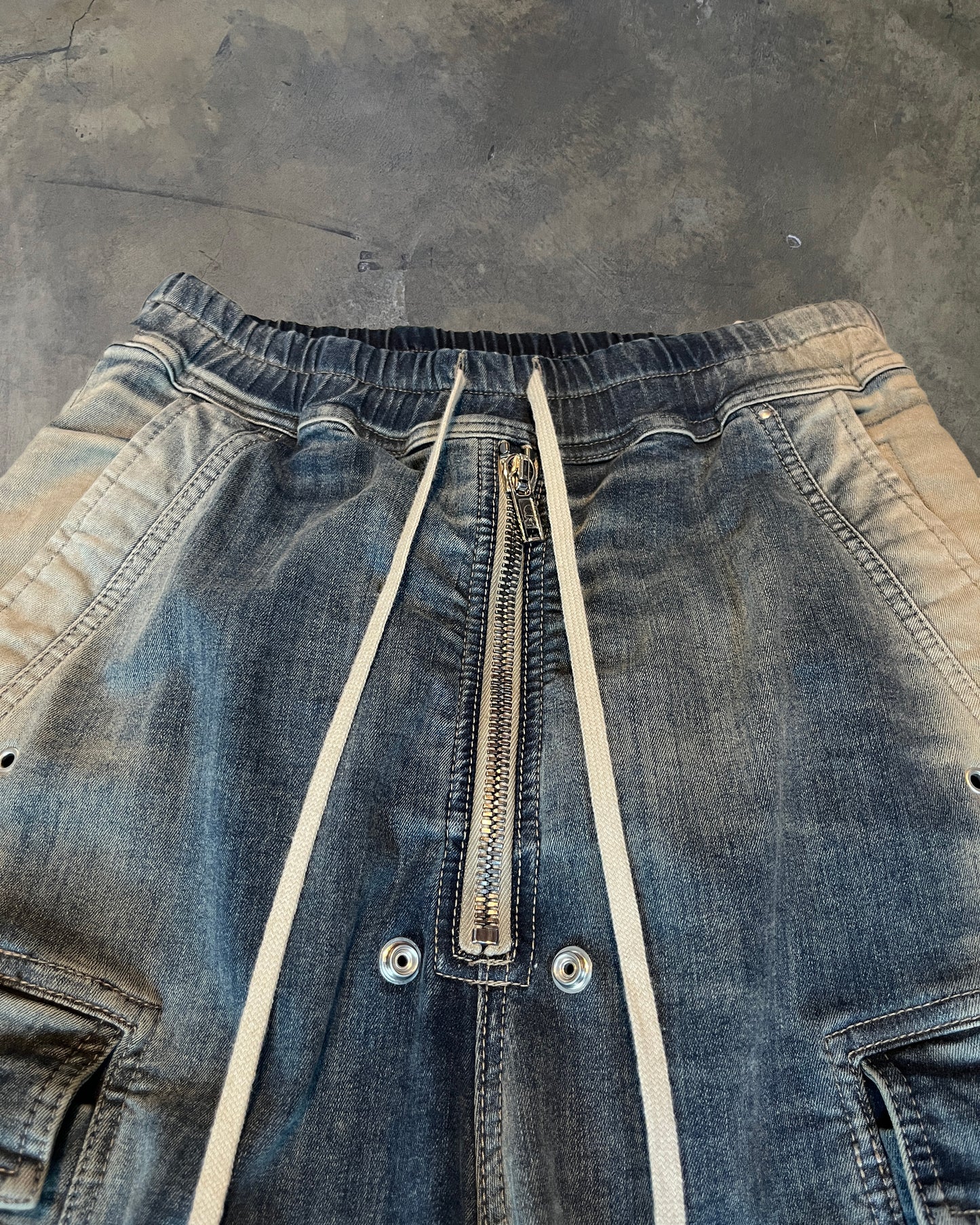 RICK OWENS SS2023 EDFU DOUBLE CARGO MINERAL PEARL JUMBO BELA