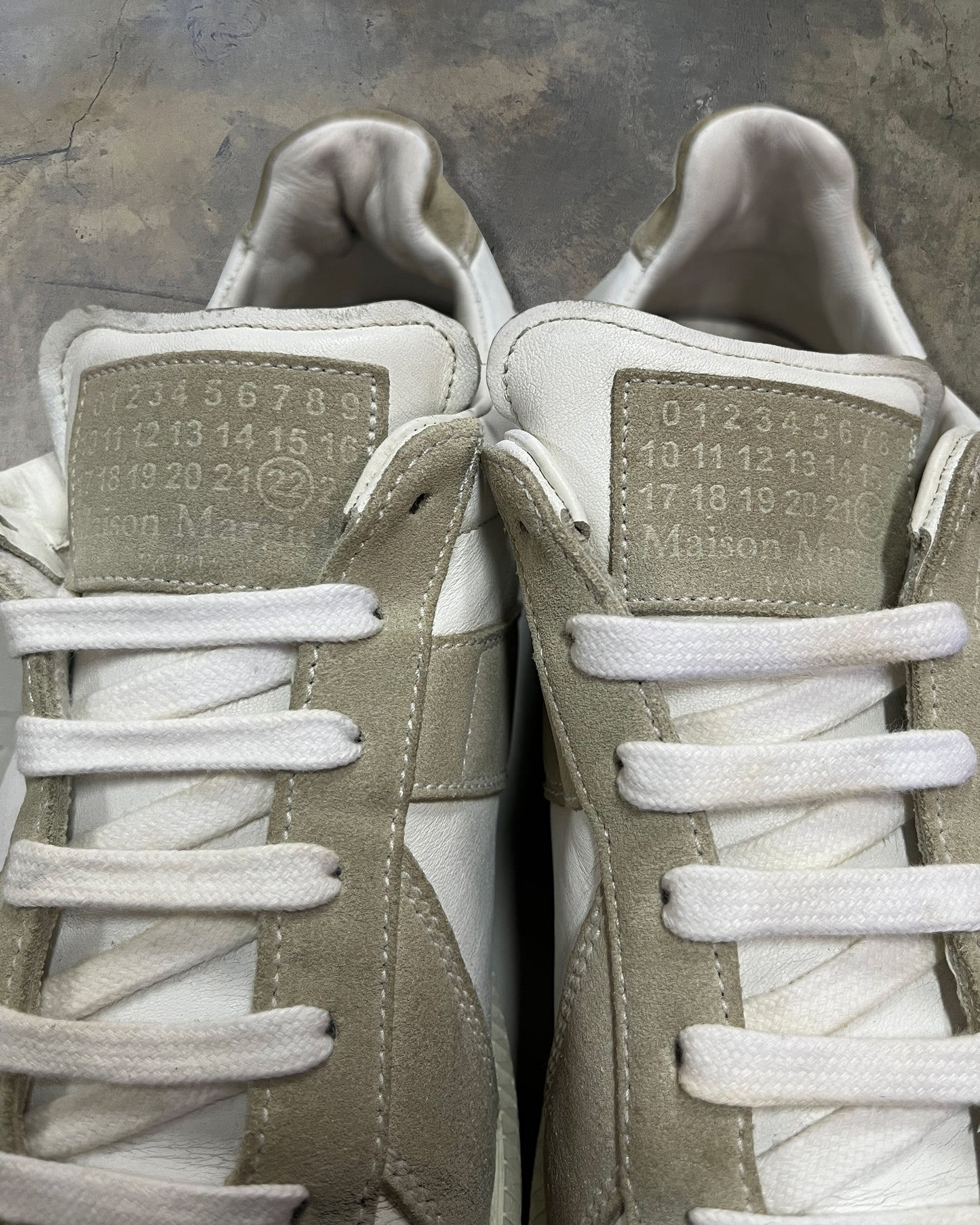 MAISON MARGIELA GAT WHITE SOLE 40.5