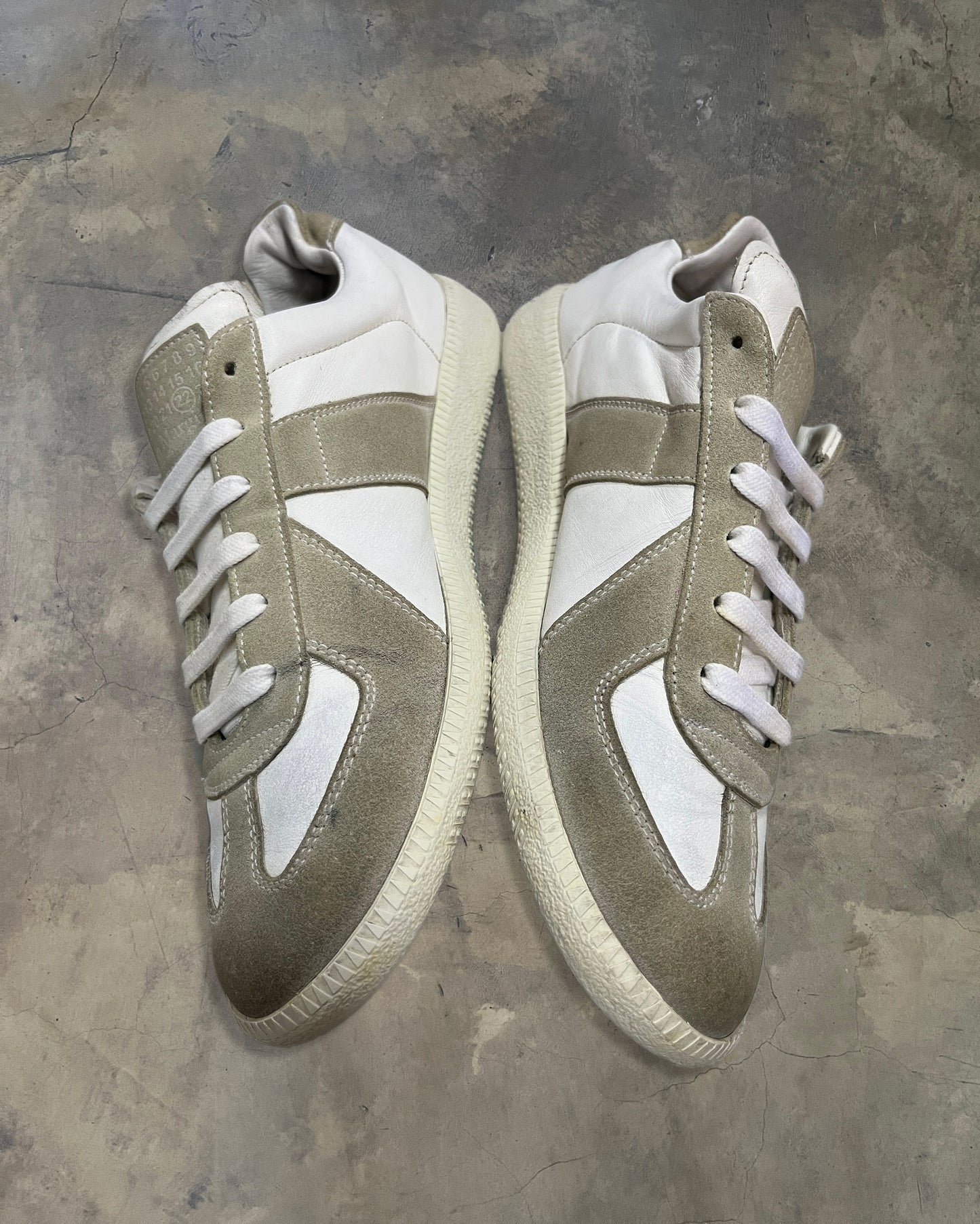 MAISON MARGIELA GAT WHITE SOLE 40.5