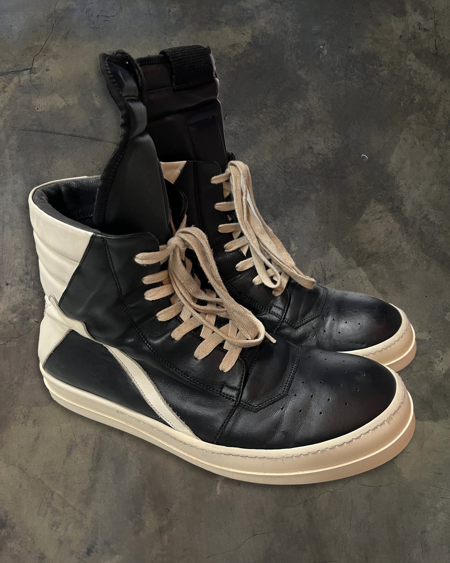 RICK OWENS HIGH TONGUE GEOBASKET 44