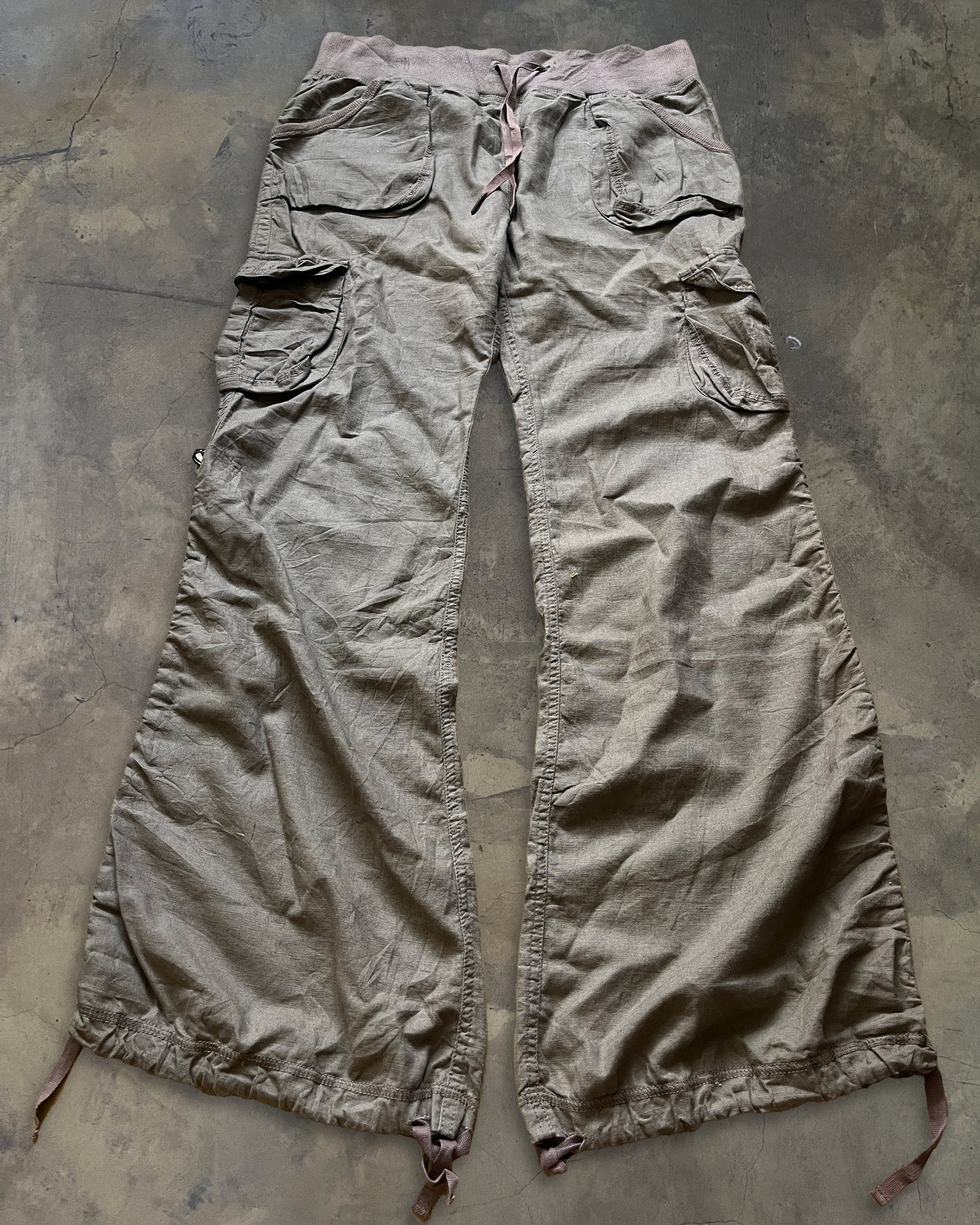 G.O.A MILITARY GREEN CARGO PANTS