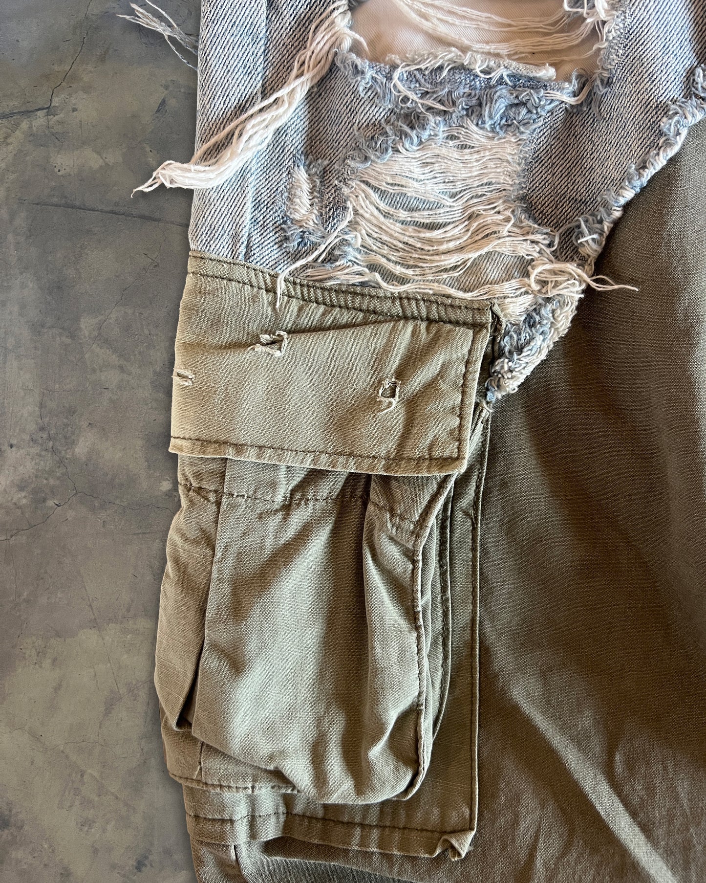 GREG LAUREN HYBRID CARGO ARMY JOGGERS