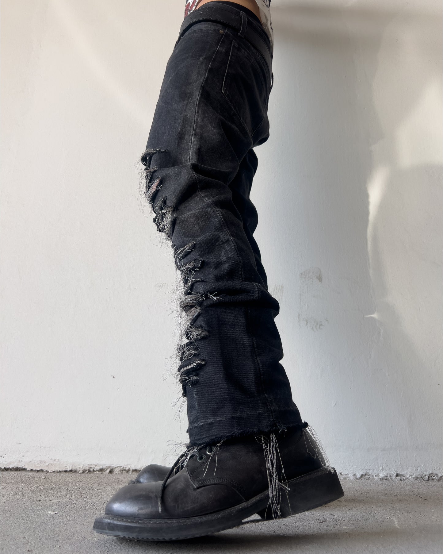 IFSIXWASNINE DISTRESSED FRAYED DENIM