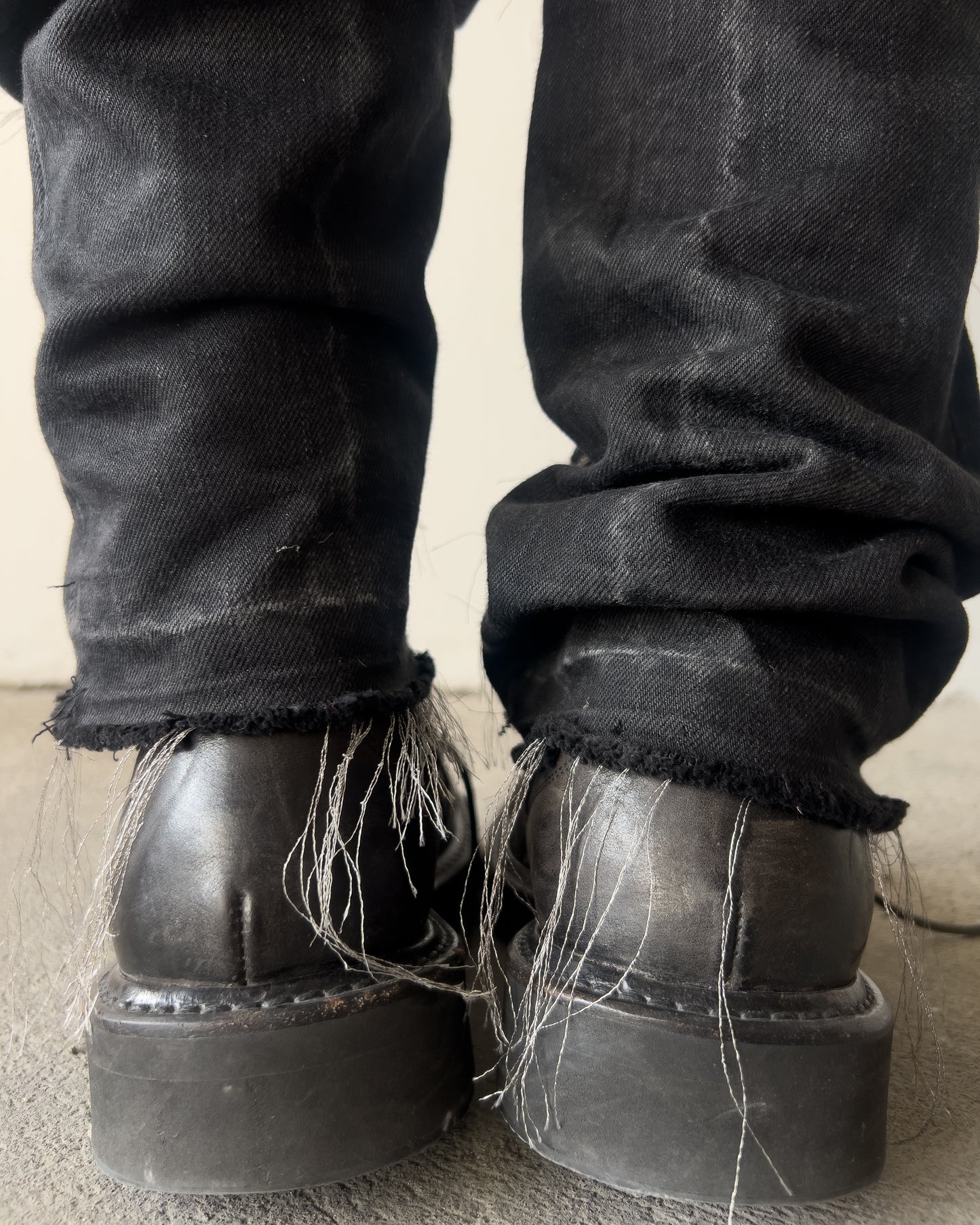 IFSIXWASNINE DISTRESSED FRAYED DENIM