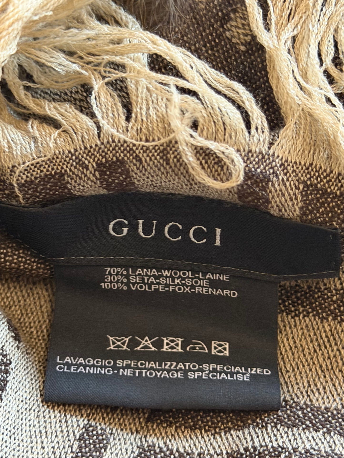 GUCCI FOX FUR SCARF