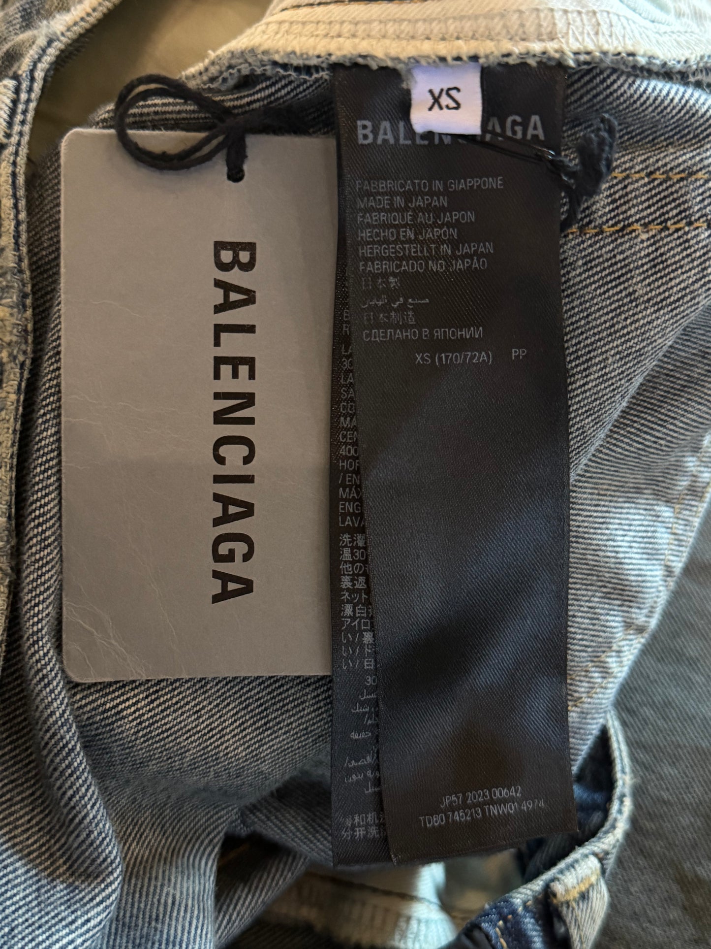 BALENCIAGA SS2023 MUD SHOW SKATER JEANS