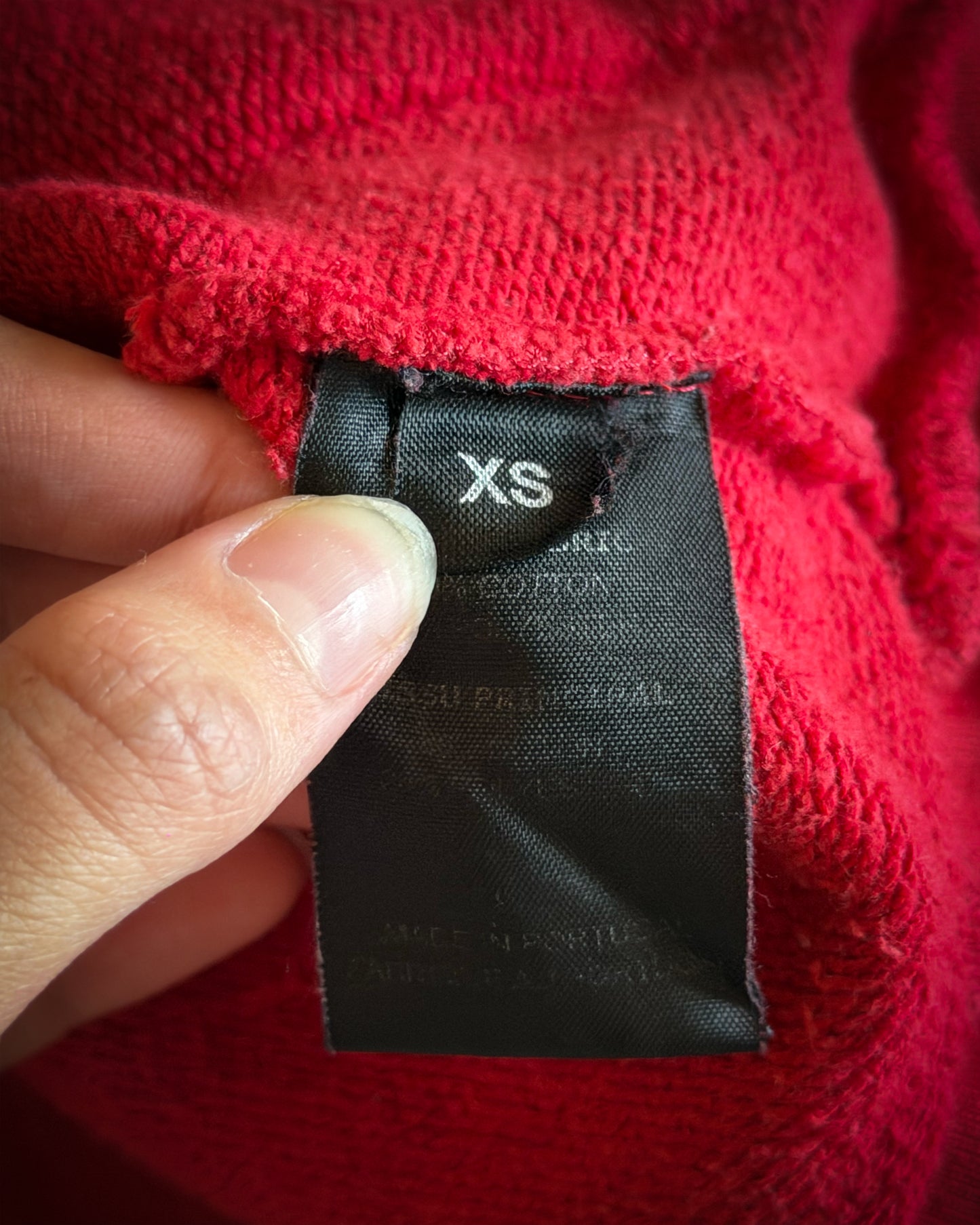 VETEMENTS AW2016 KOREA EXCLUSIVE HEAVY METAL RED HOODIE