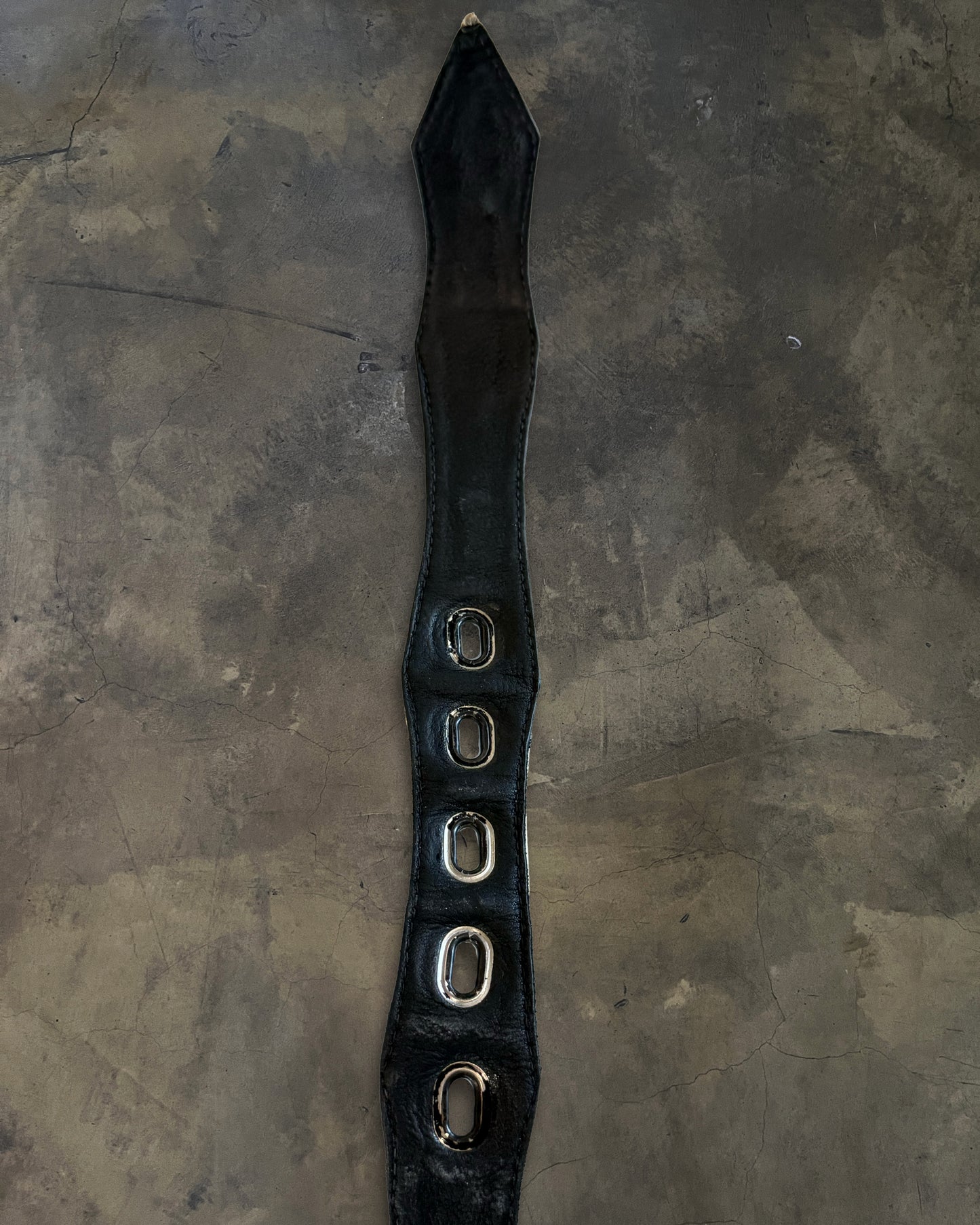 KMRii GRAND CROSS LEATHER STUDDED BELT