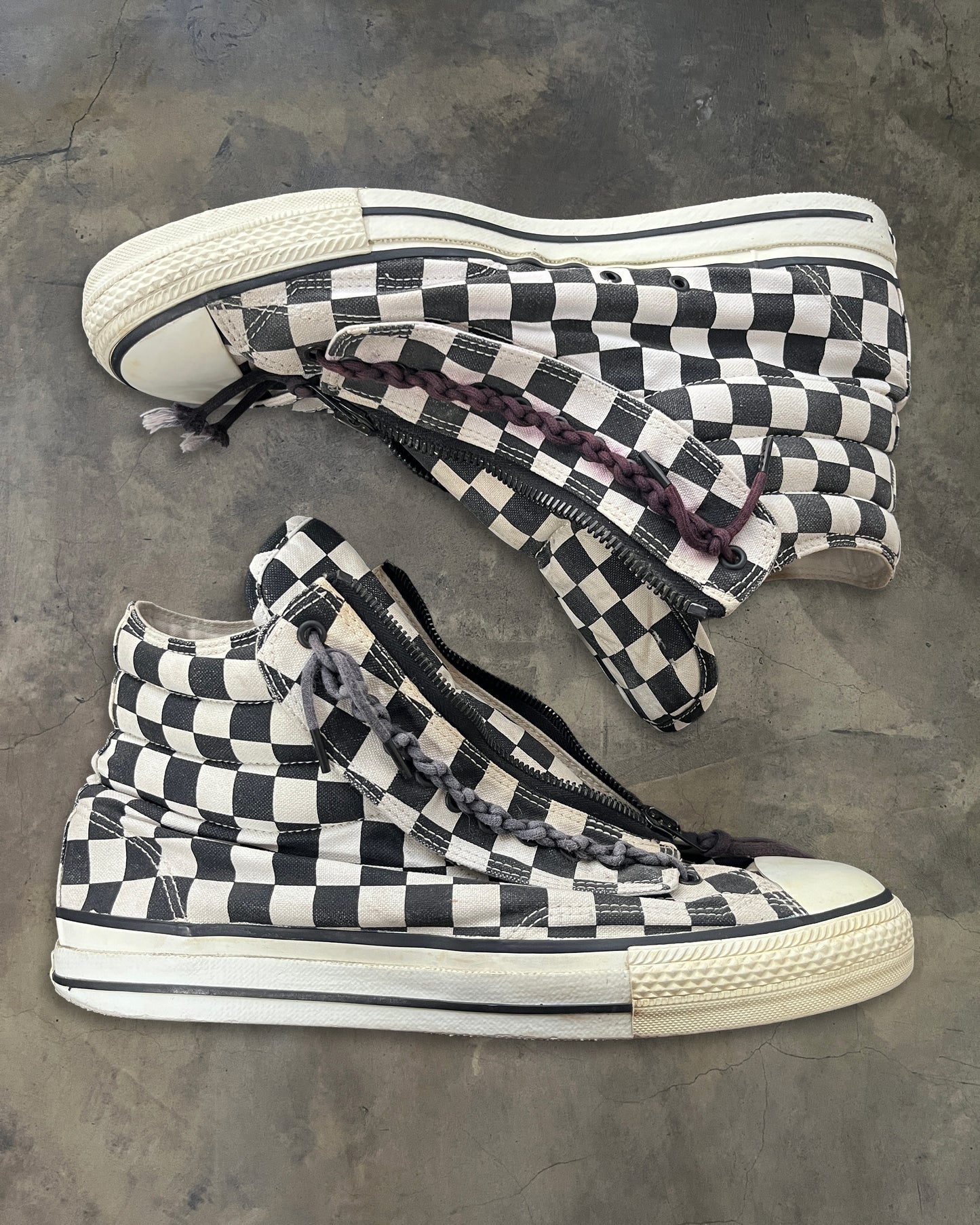 NUMBER (N)INE AW2007 "LOVE GOD MURDER" HIGH TOP CHECKERED SNEAKER