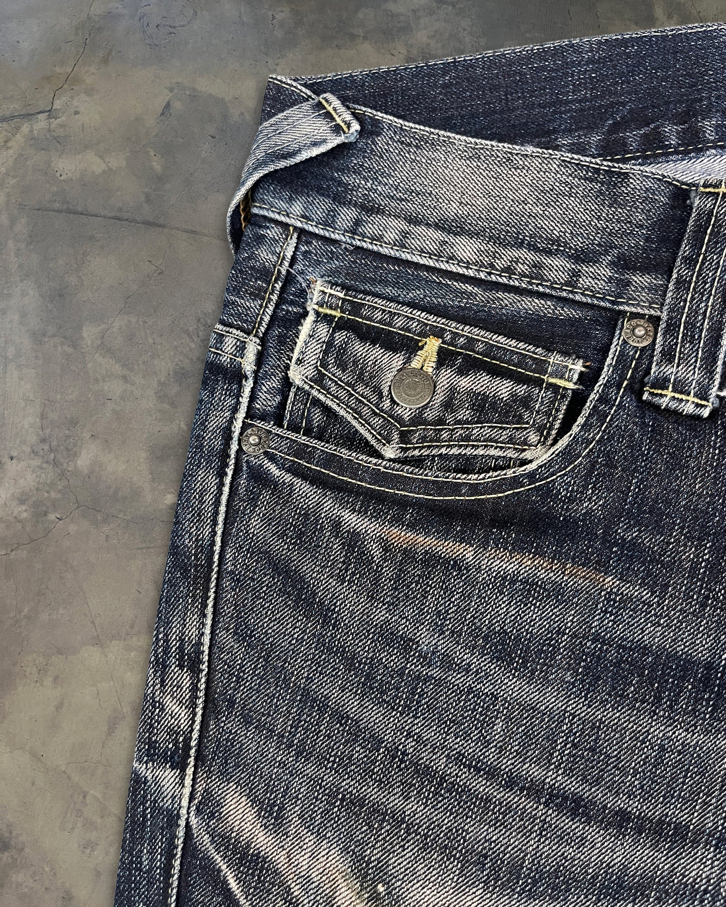 TORNADO MART MUDWASH CLAWMARK DENIM
