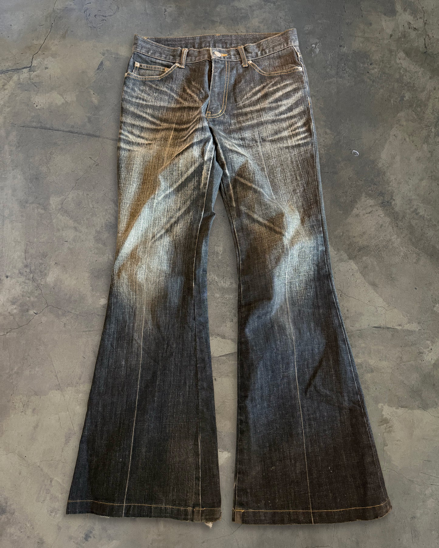 TORNADO MART FADED FLARED JEANS