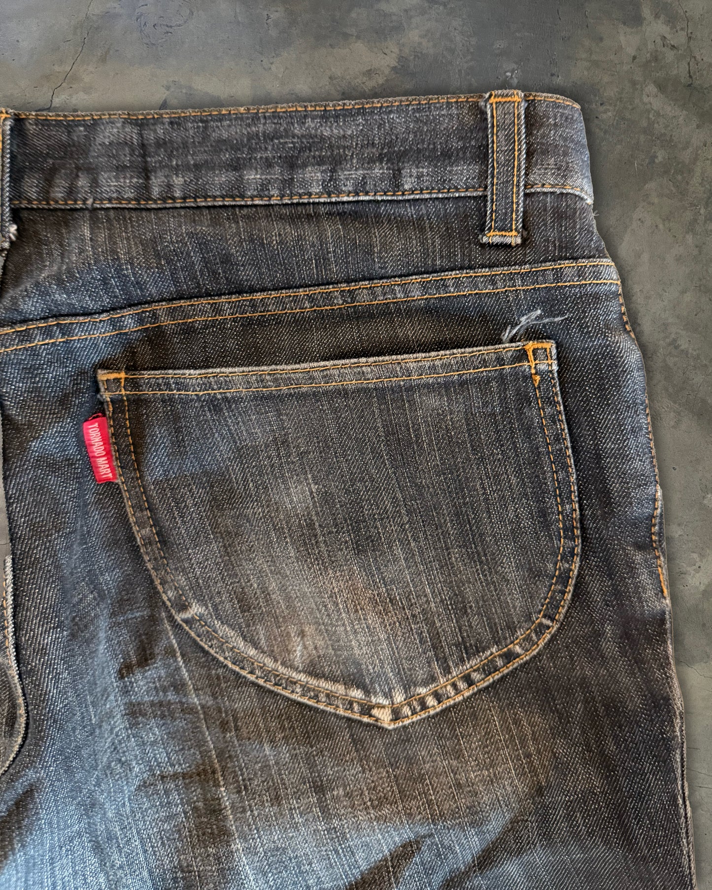 TORNADO MART FADED FLARED JEANS