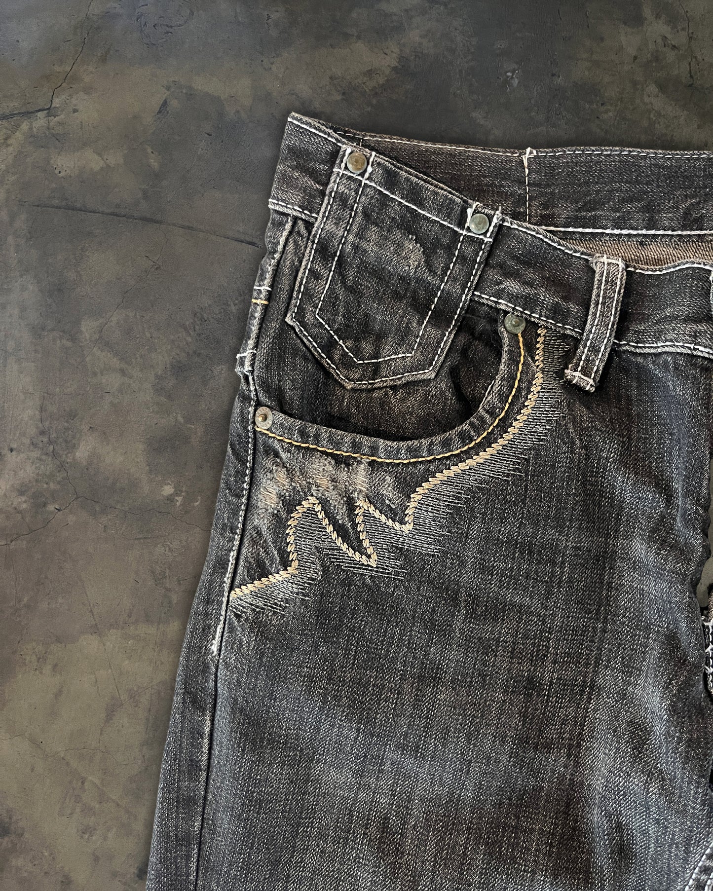 TORNADO MART TRIBAL TRIBAL CUT DENIM