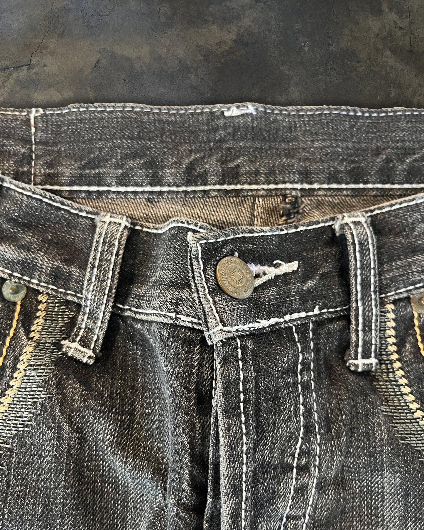 TORNADO MART TRIBAL TRIBAL CUT DENIM