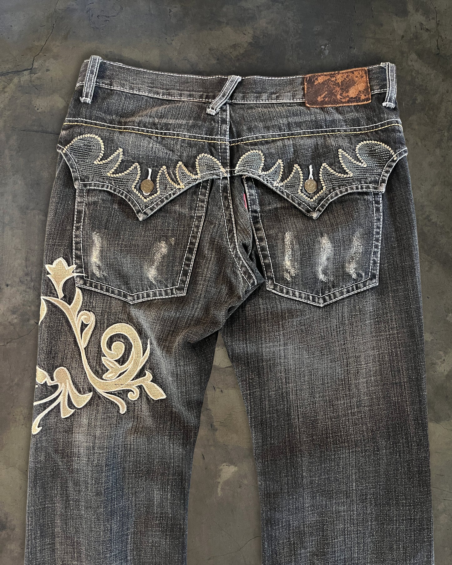 TORNADO MART TRIBAL TRIBAL CUT DENIM