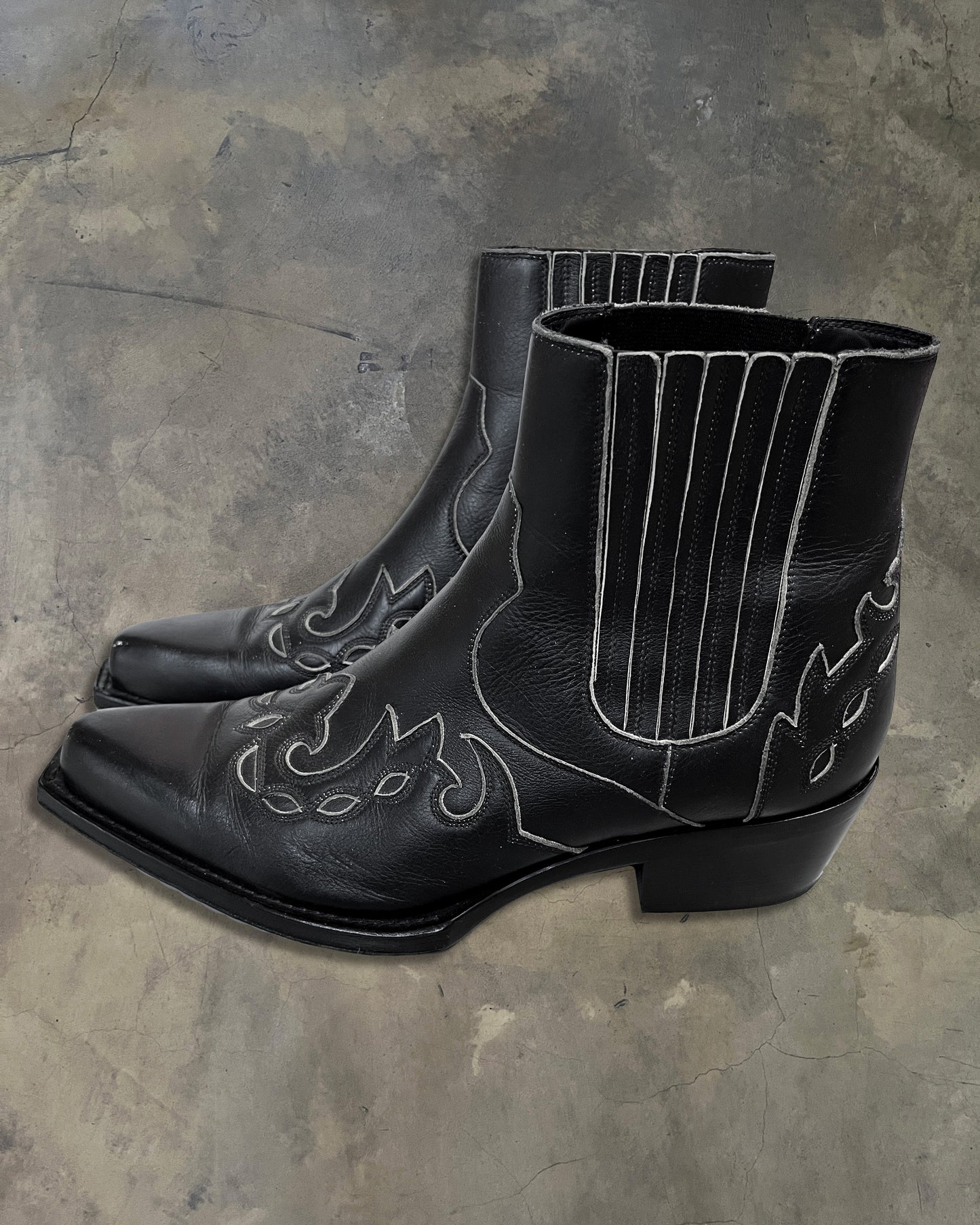 CALVIN KLEIN 205W39NYC CAL CALVETA LEATHER ANKLE BOOTS