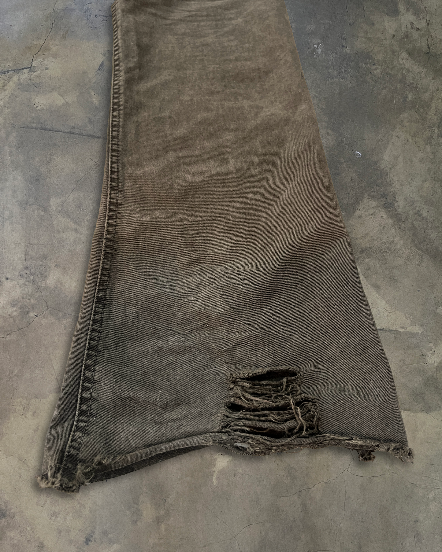 DOLCE GABBANA FLARED CRASH DENIM